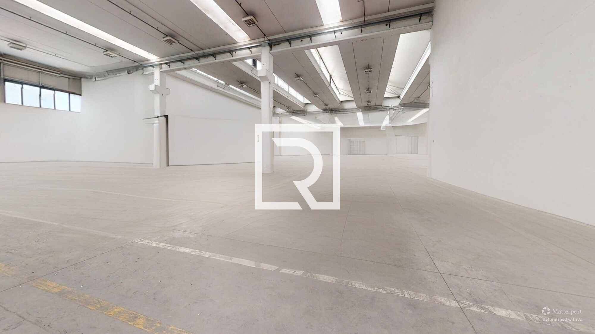 Photo-21-Defurnished