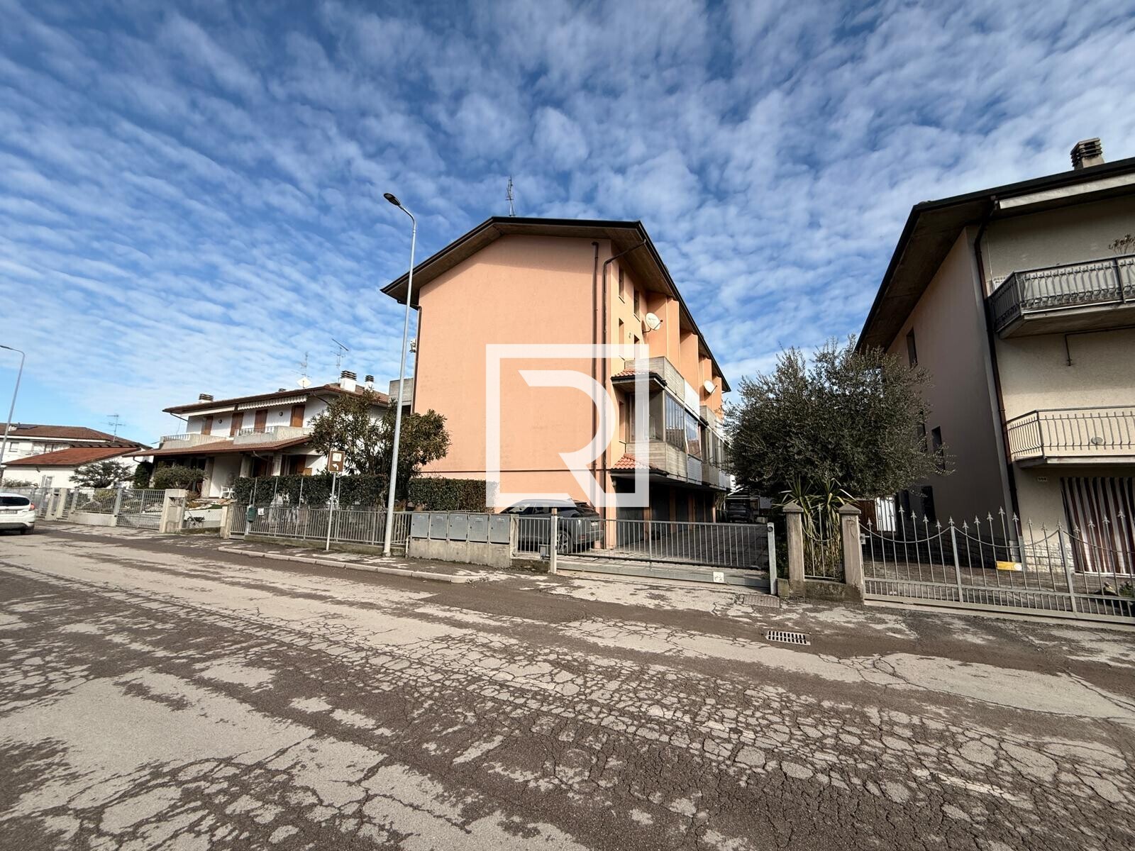 WhatsApp Image 2026-02-10 at 15.45.00