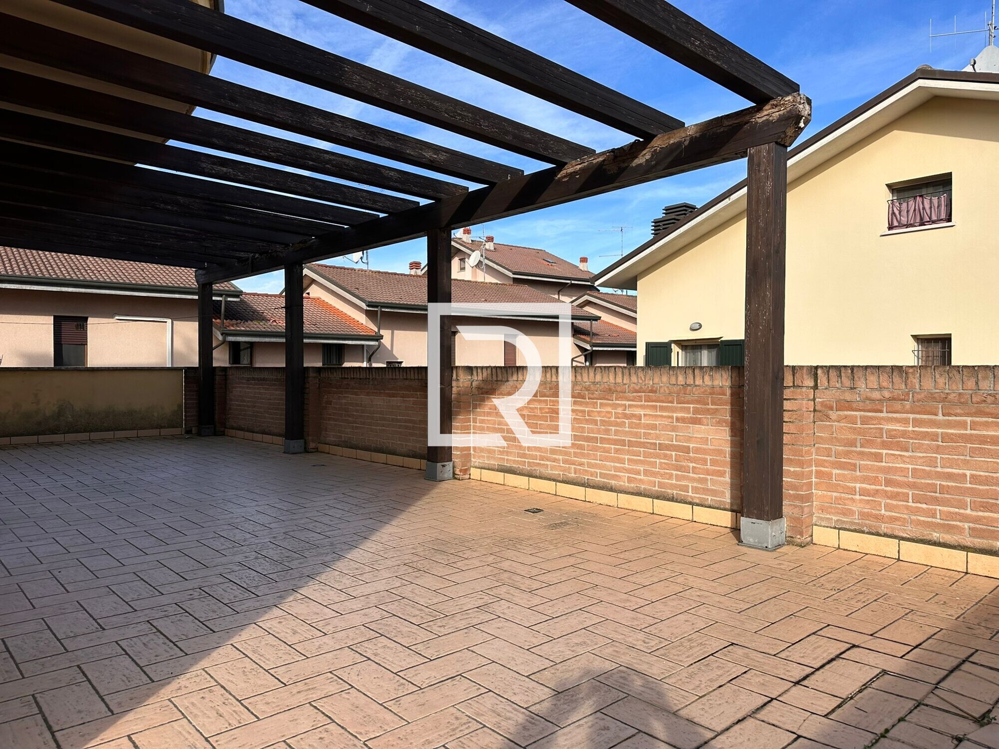 7c609fe9-75b1-47b5-aeac-827a7a06f095