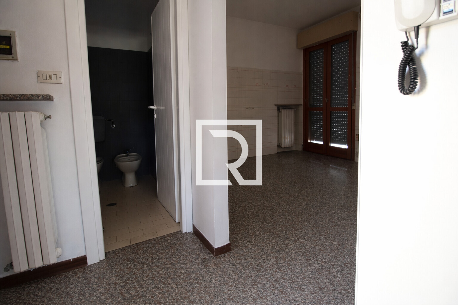 6885e292-38d1-401f-80f9-1ce664b1930a