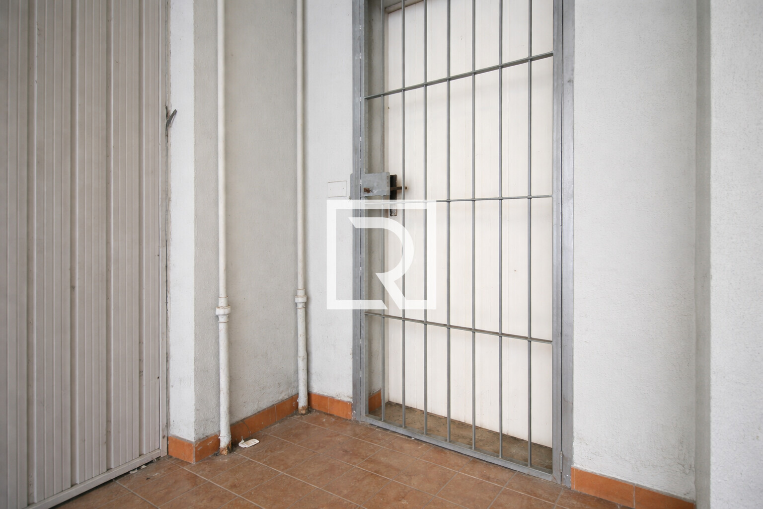 27d5ab5e-5208-48da-a901-acff76402df7