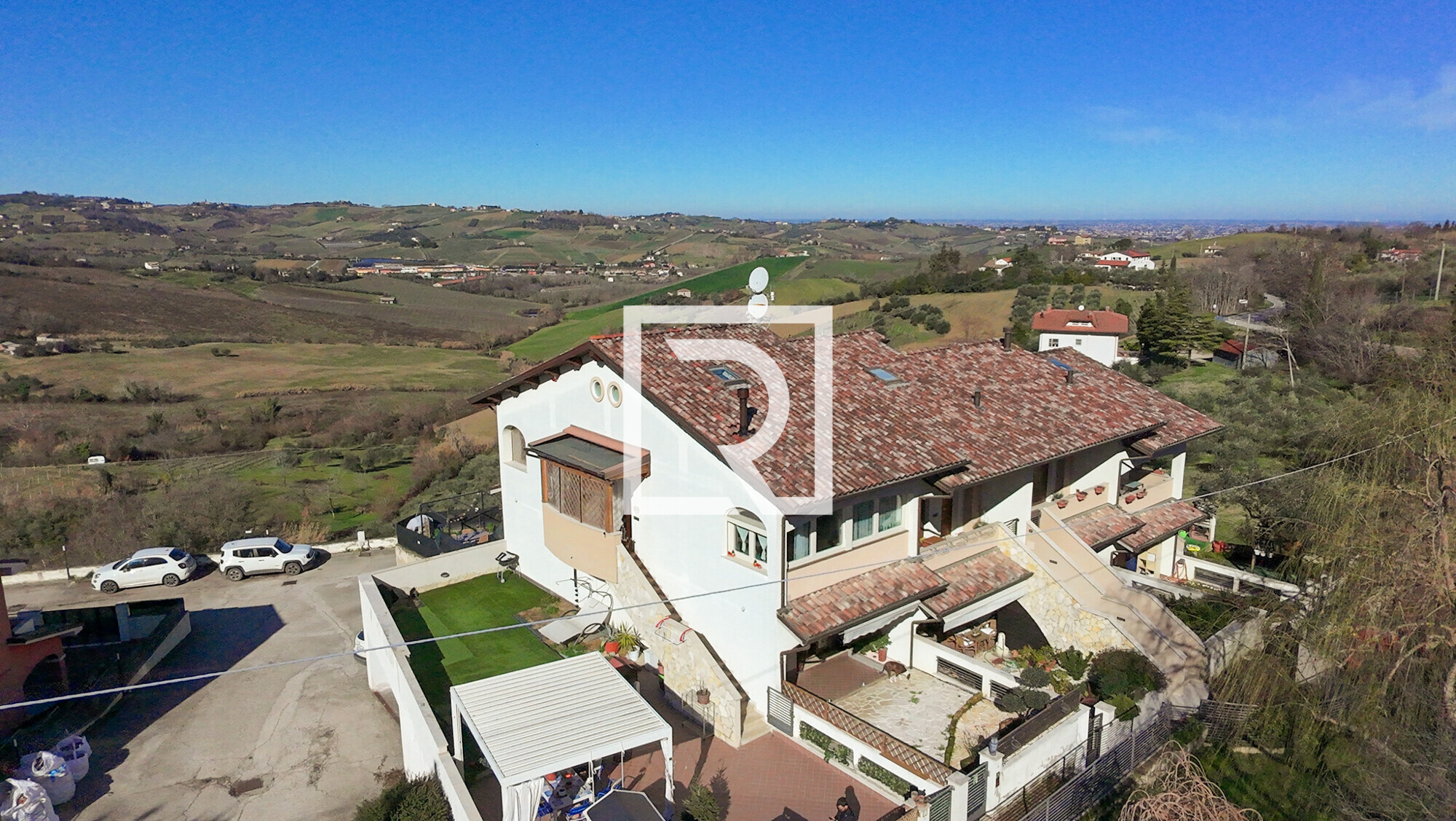 dji_fly_20260217_104942_0302_1771412933843_photo_beautify