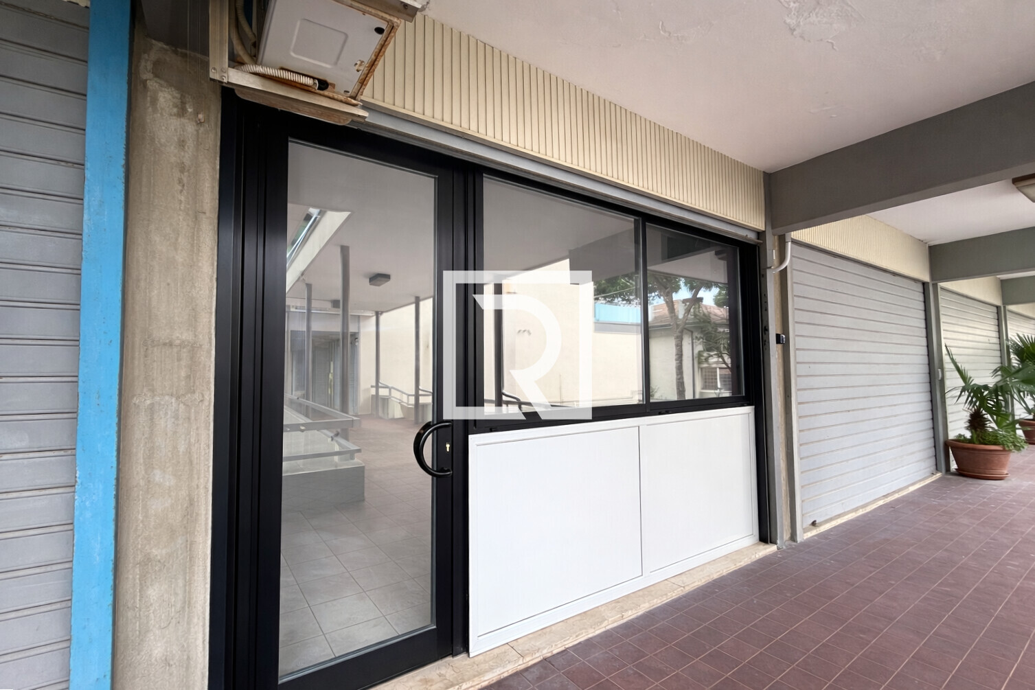 INGRESSO PRIMO PIANO