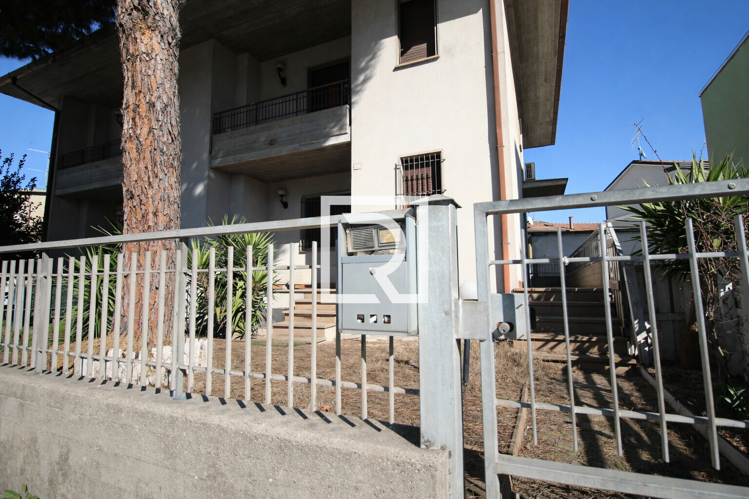 95667f58-e6f8-4205-a4a2-1d81bafac0ff