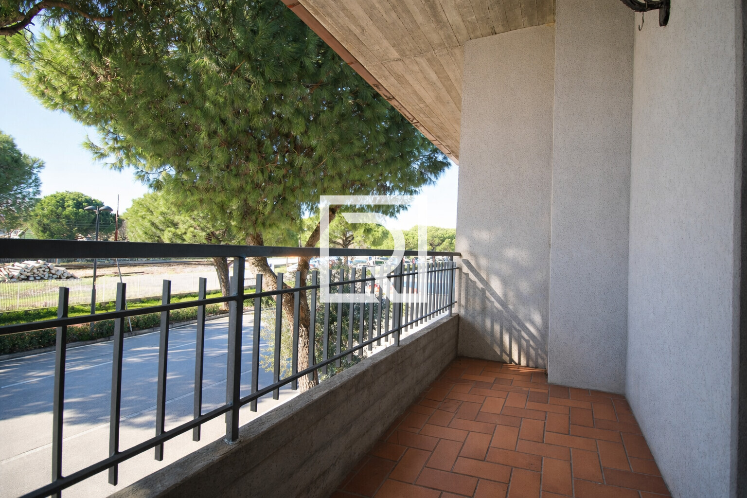 a4a48af2-f31c-4205-9e26-e76387b0ab4f