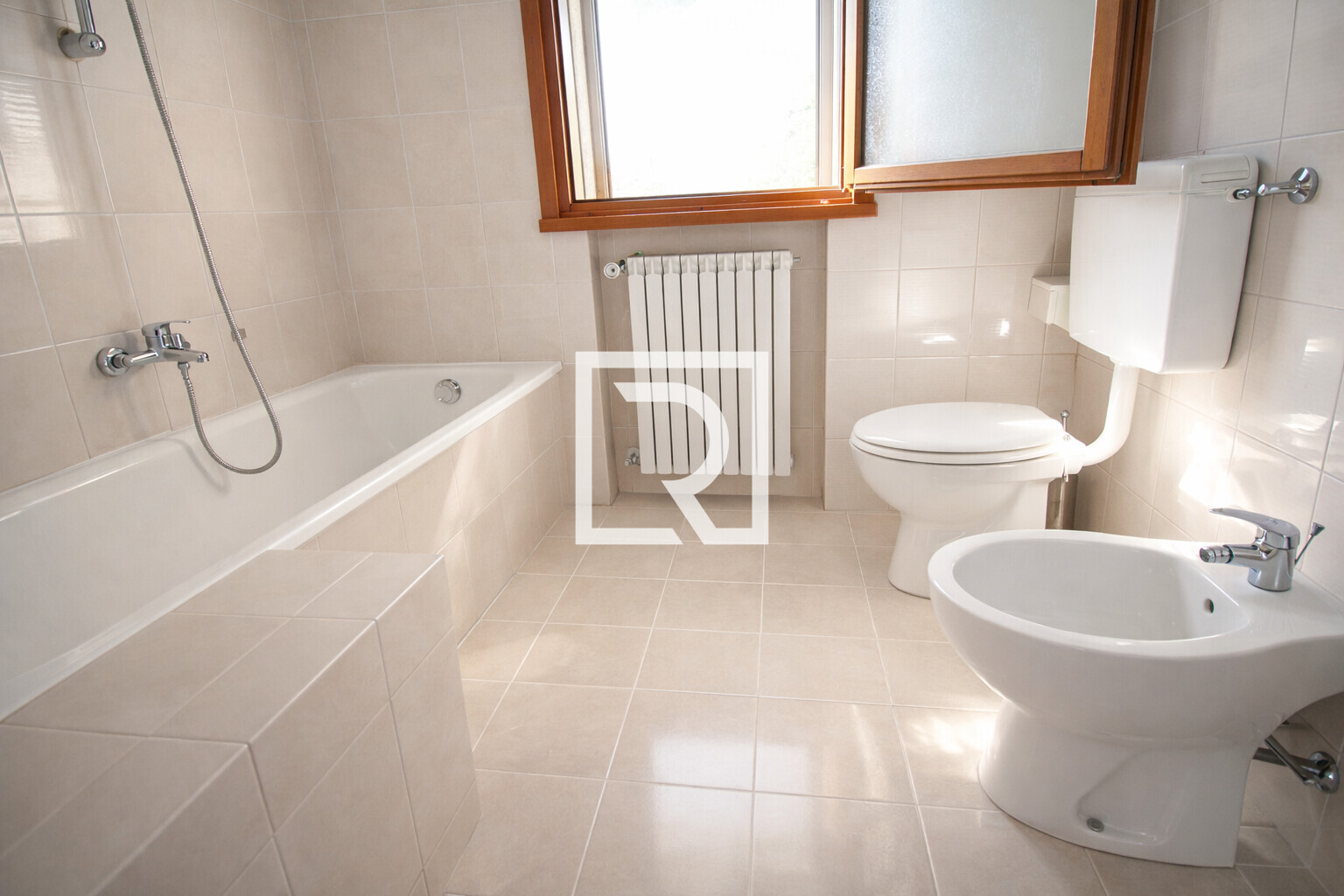 9426d9d5-6c15-45c5-a24a-481bc1f7ccaa