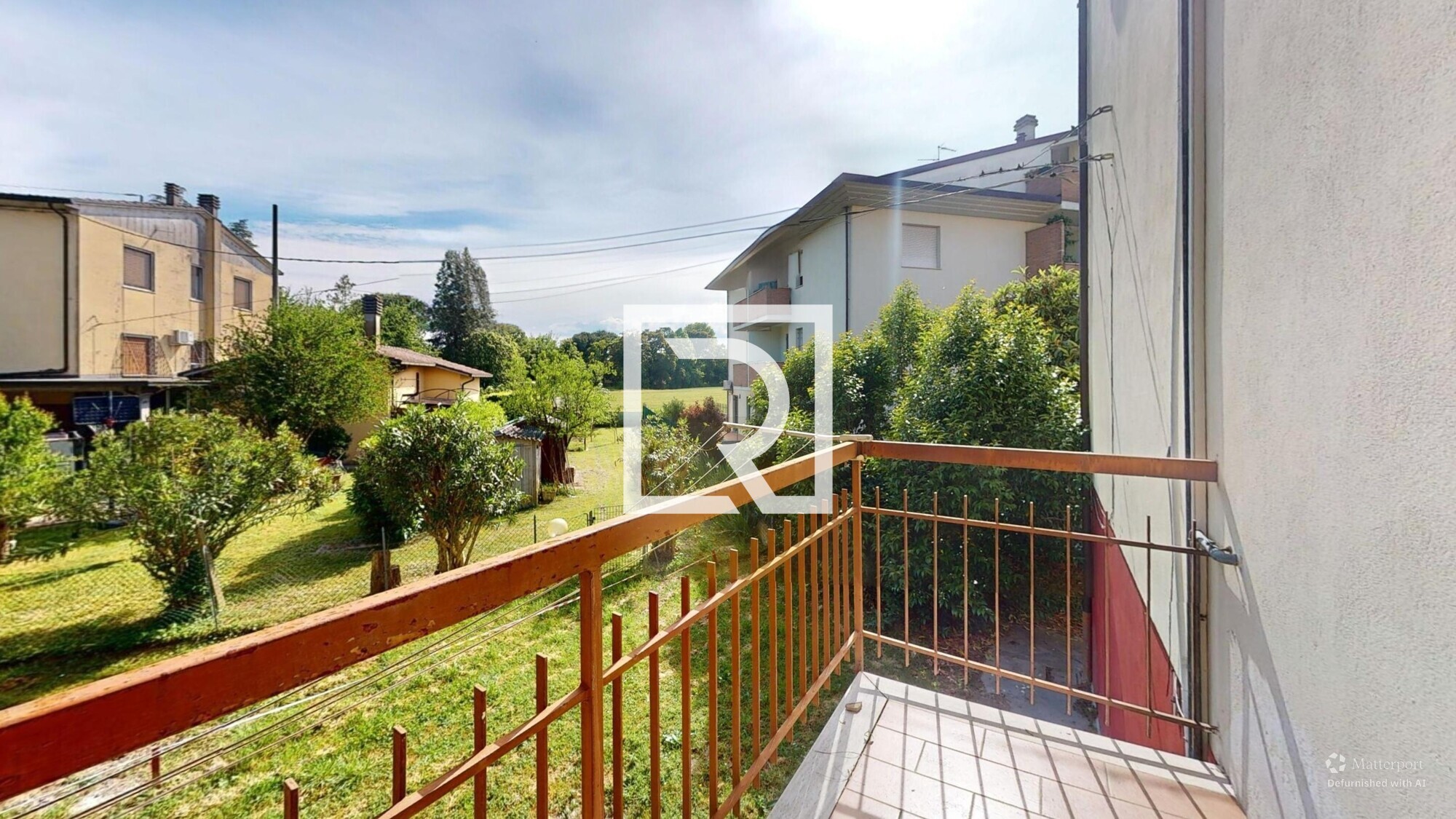 BIFAMILIARE-Balcony-Defurnished