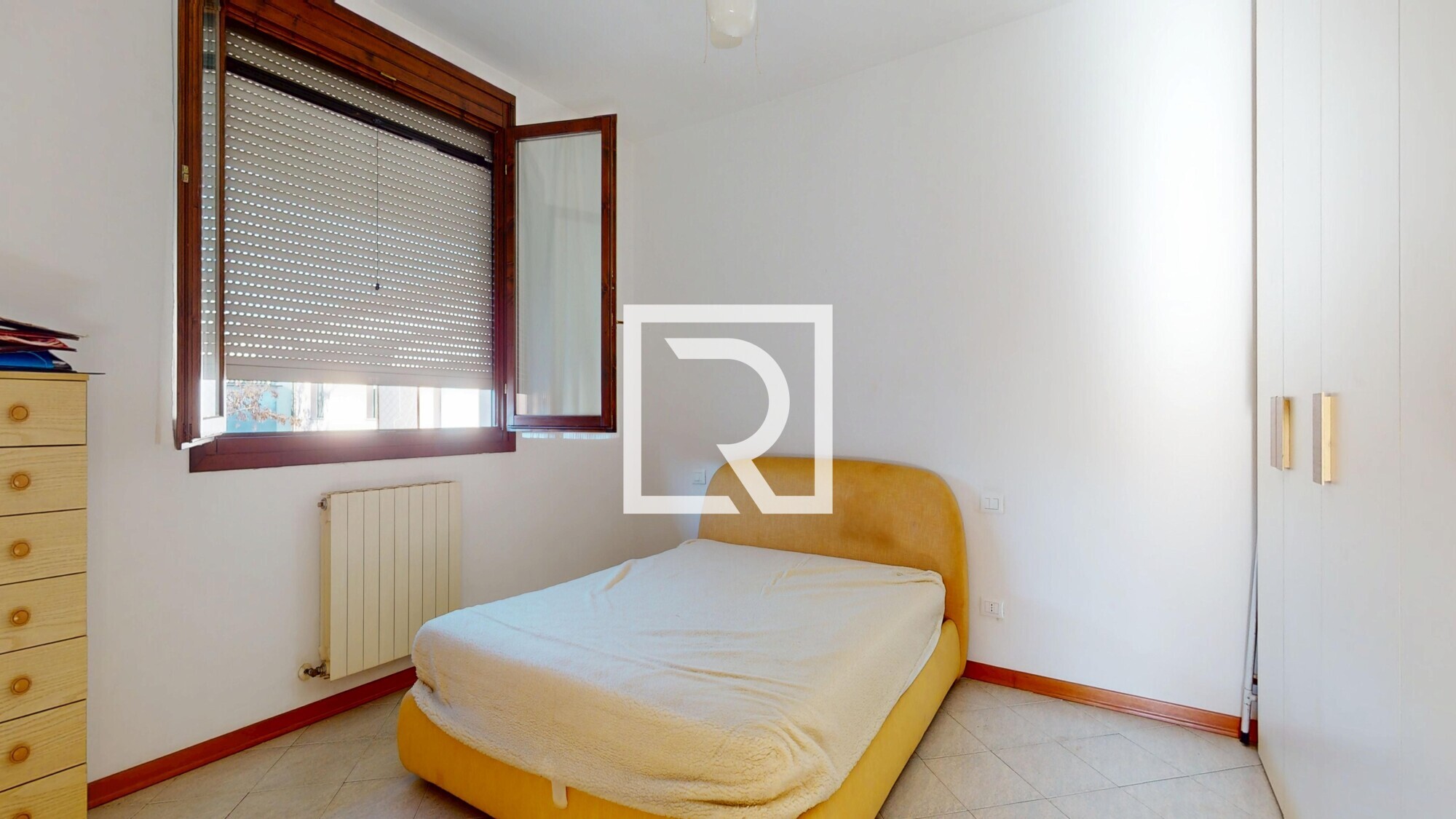 TRILOCALE-CON-CANTINA-E-POSTO-AUTO-02232026_155216