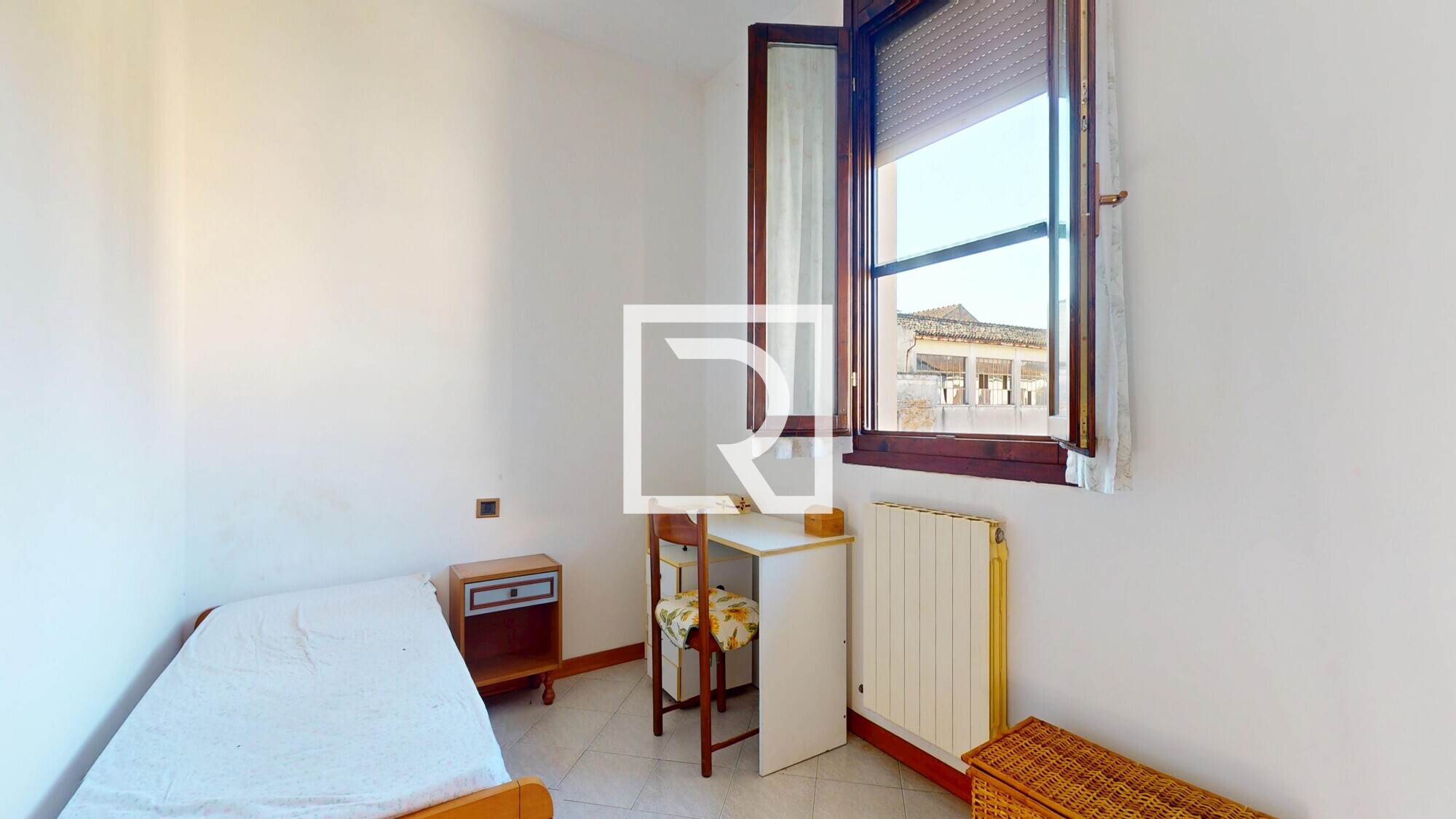 TRILOCALE-CON-CANTINA-E-POSTO-AUTO-02232026_155405