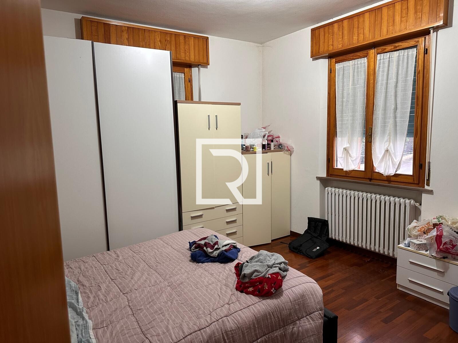 1ee59f49-0e46-40a6-b787-f06bd8a87298