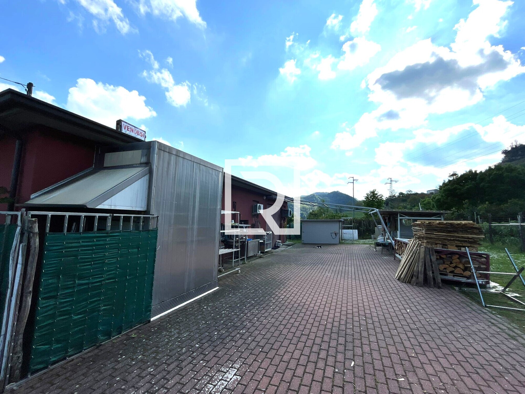 f865e7be-9444-409a-9a0e-748b24716b25