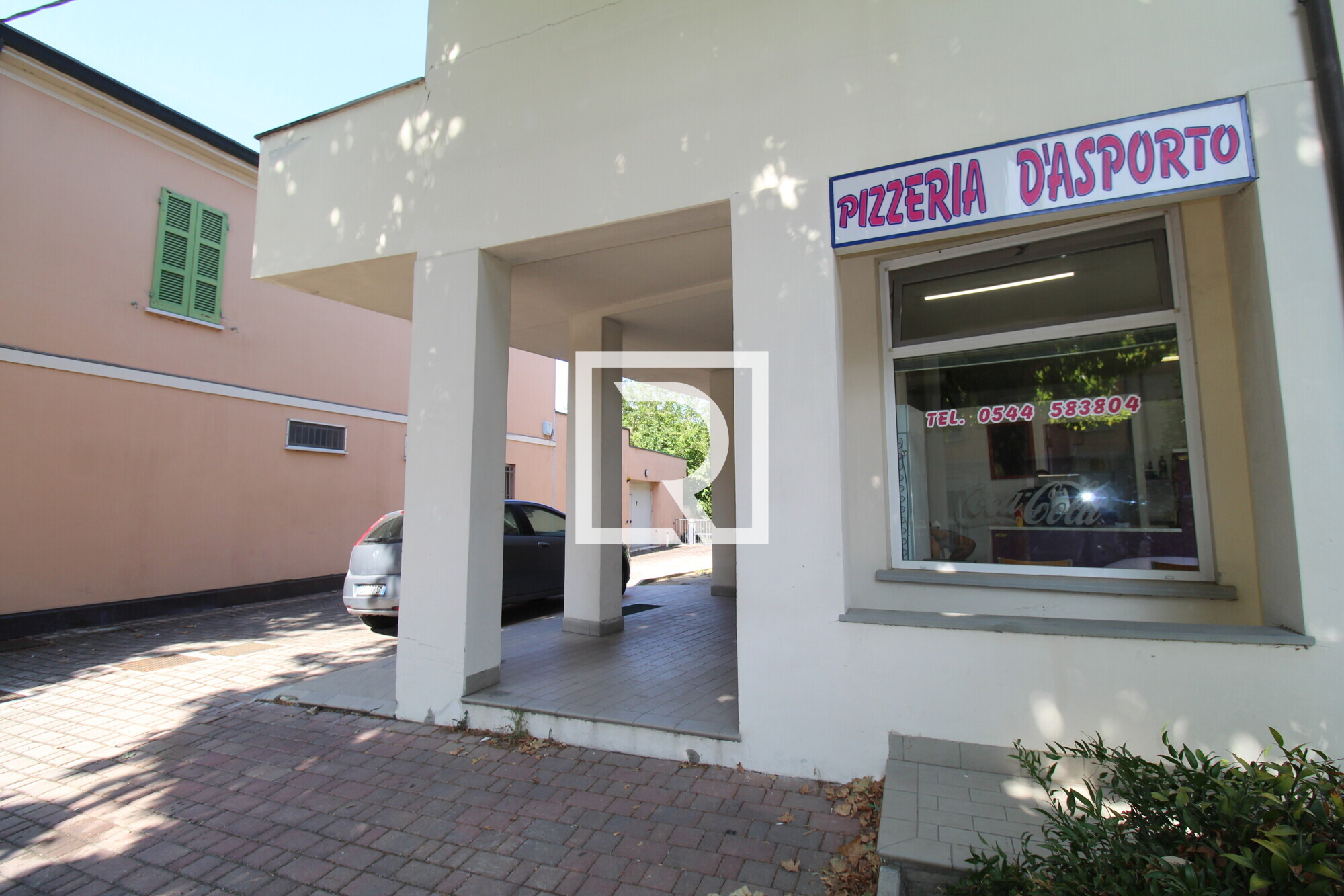 39e8ea43-be20-409a-a9be-207a32f2f570_original