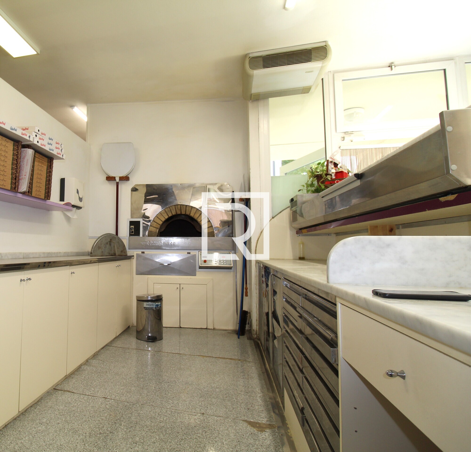 40ef5641-436f-45ef-b893-bf7ae8603fbf_original