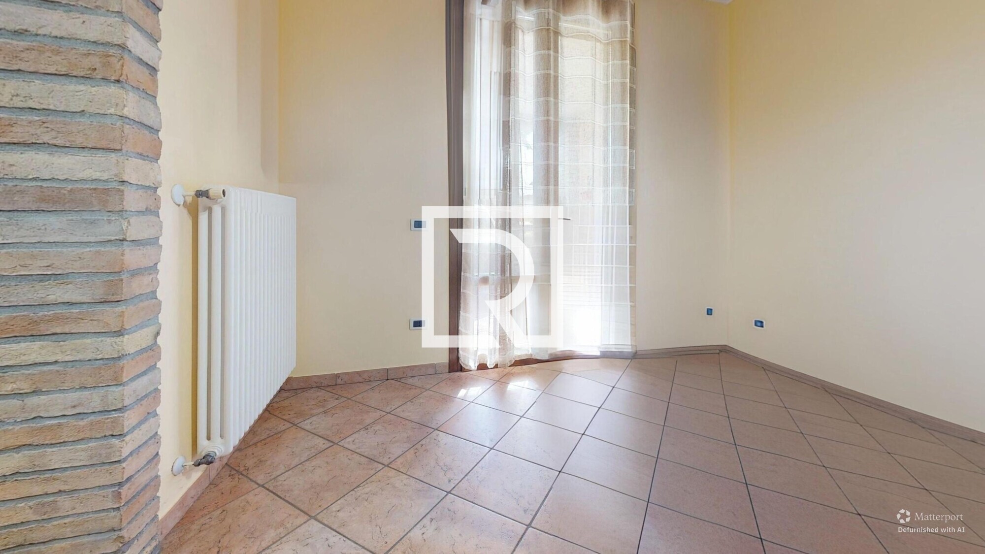 Via-Vicolo-Vecchio-4b-Madonna-dellAlbero-Dining-Room-Defurnished