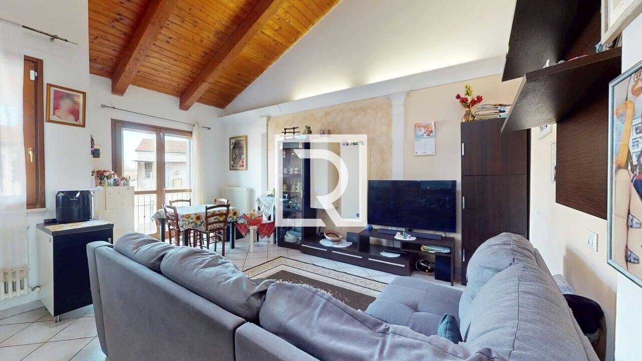 Appartamento-al-piano-primo-a-San-Pancrazio-03172026_115422