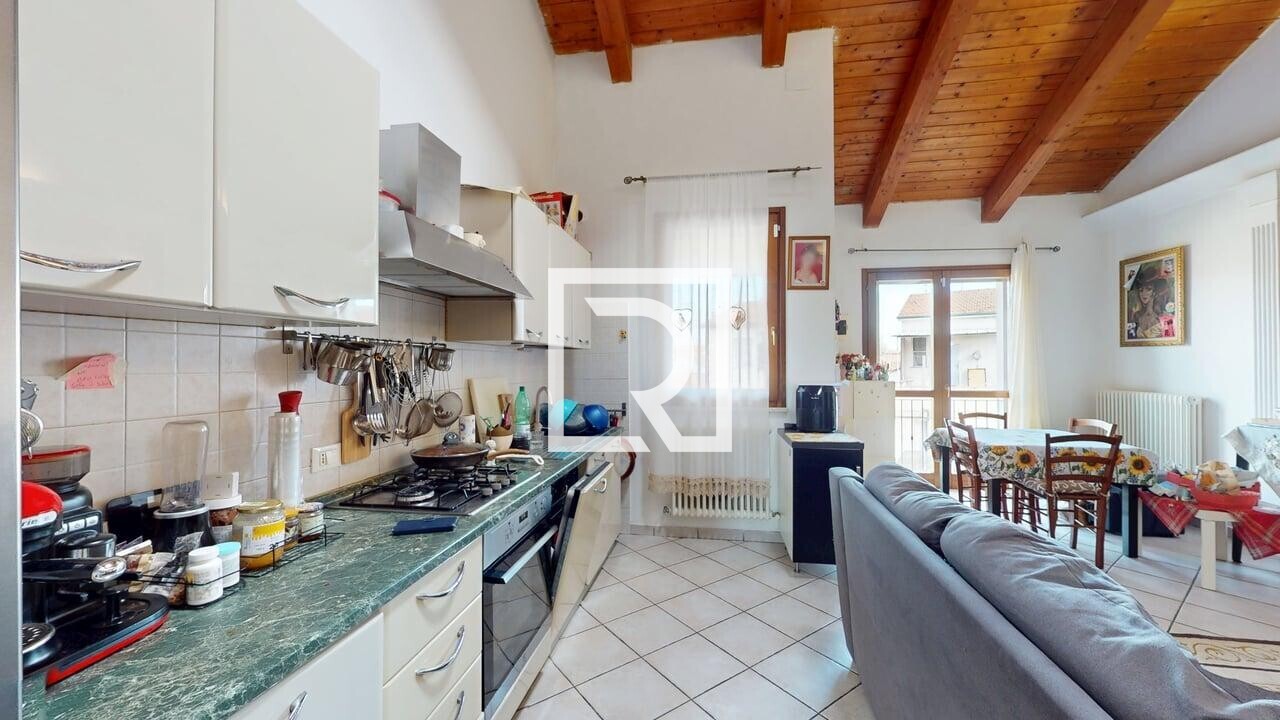 Appartamento-al-piano-primo-a-San-Pancrazio-03172026_115412