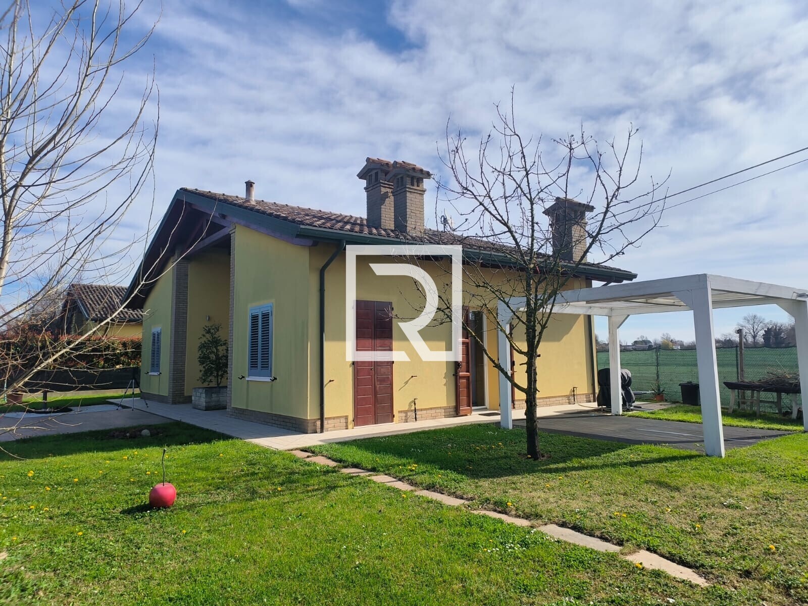 2ba7084e-3ec6-43d2-9a0f-a17ffb130dd9