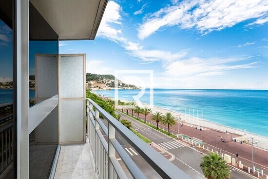 balcony-sea-view