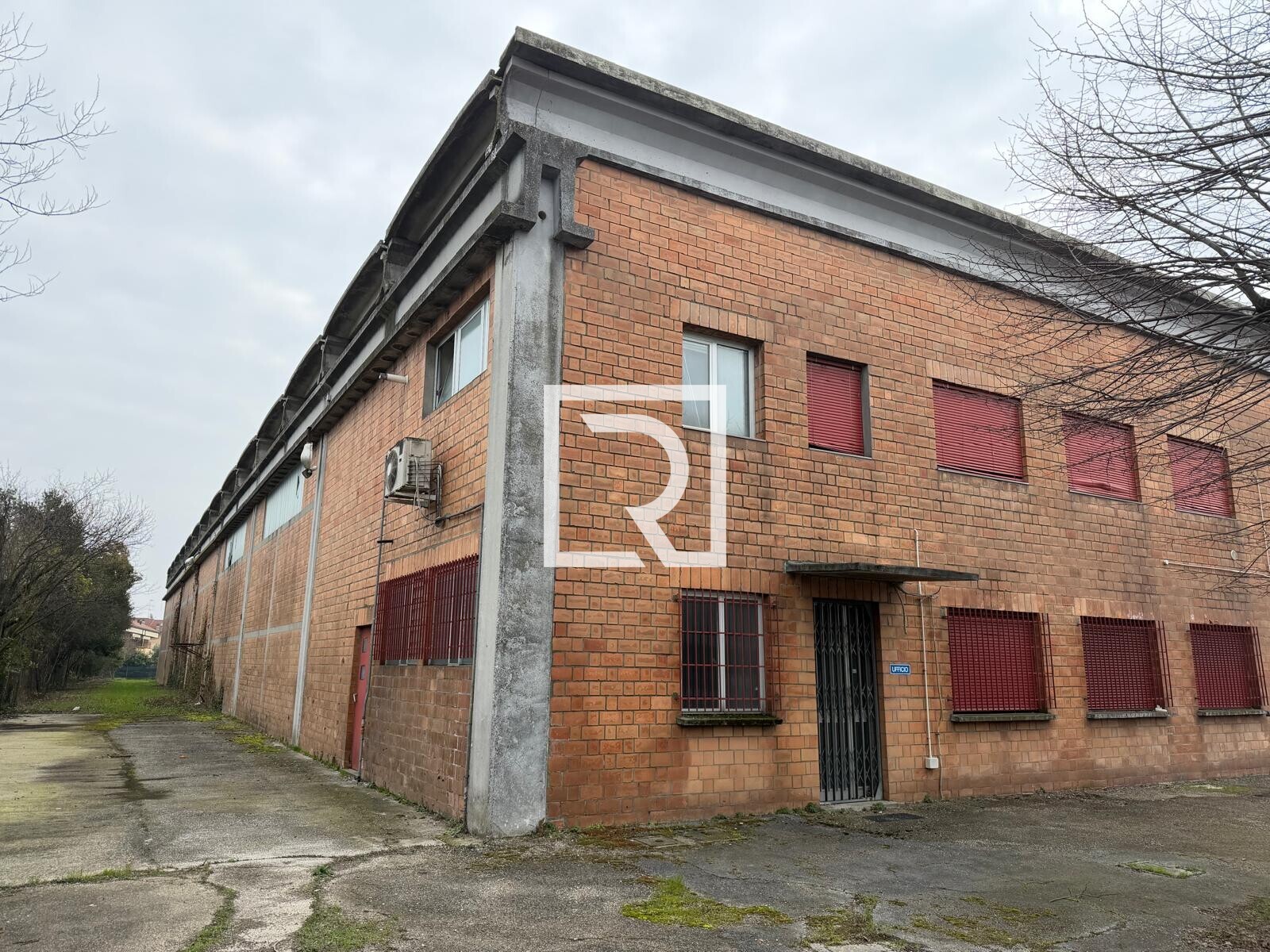 e63c3bf3-4209-4e5a-9a4d-30e06ded472c