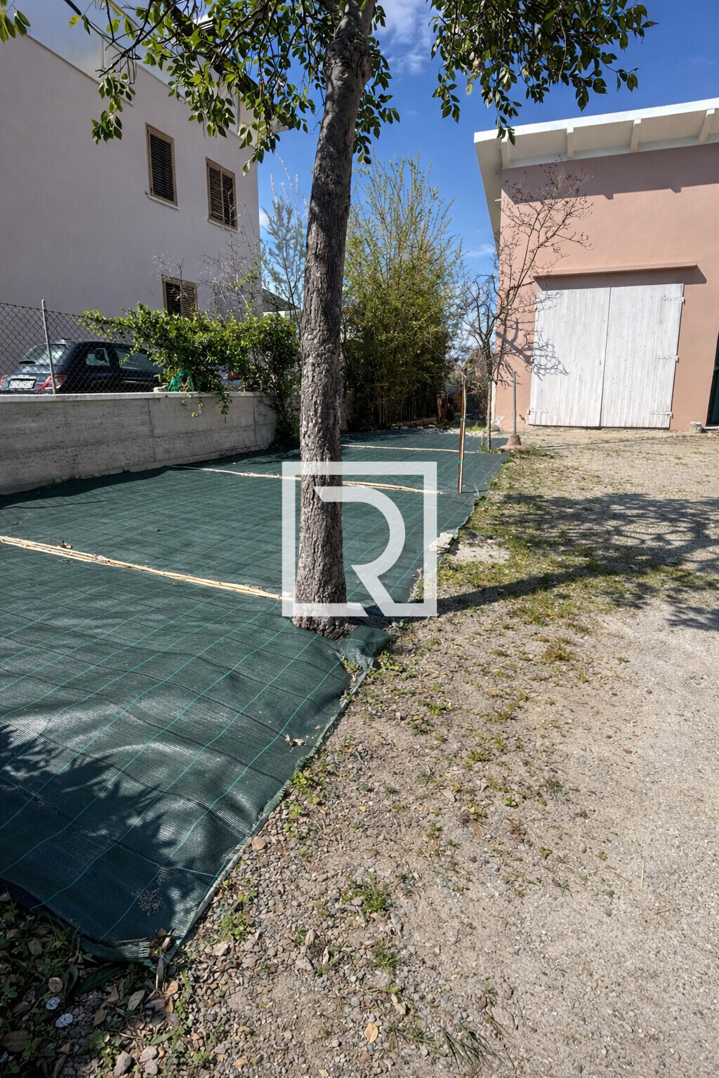 8c6404ad-e2d9-4808-8feb-91b30840f371