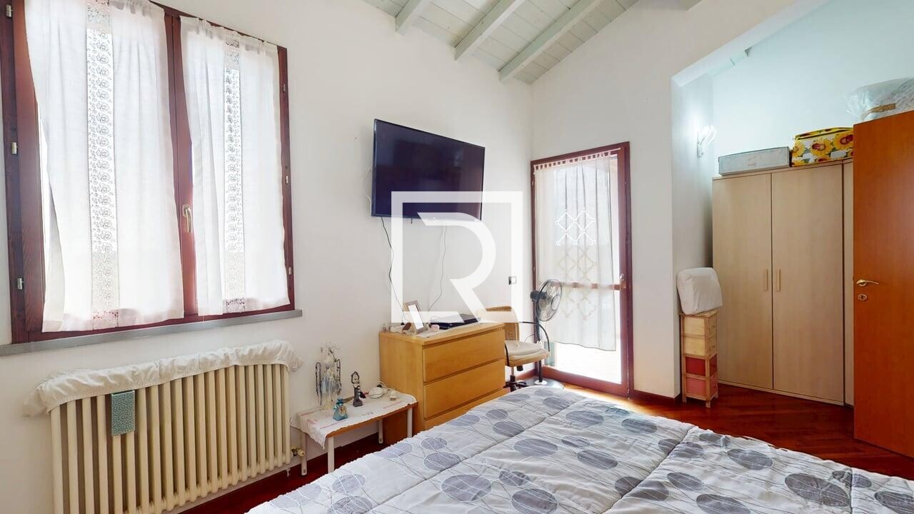 10F-Via-Pero-03232026_104940