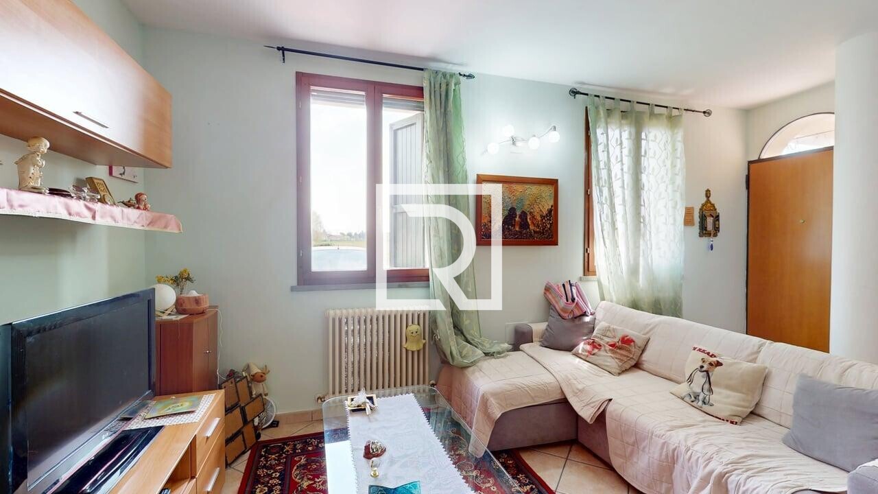 10F-Via-Pero-03232026_102907