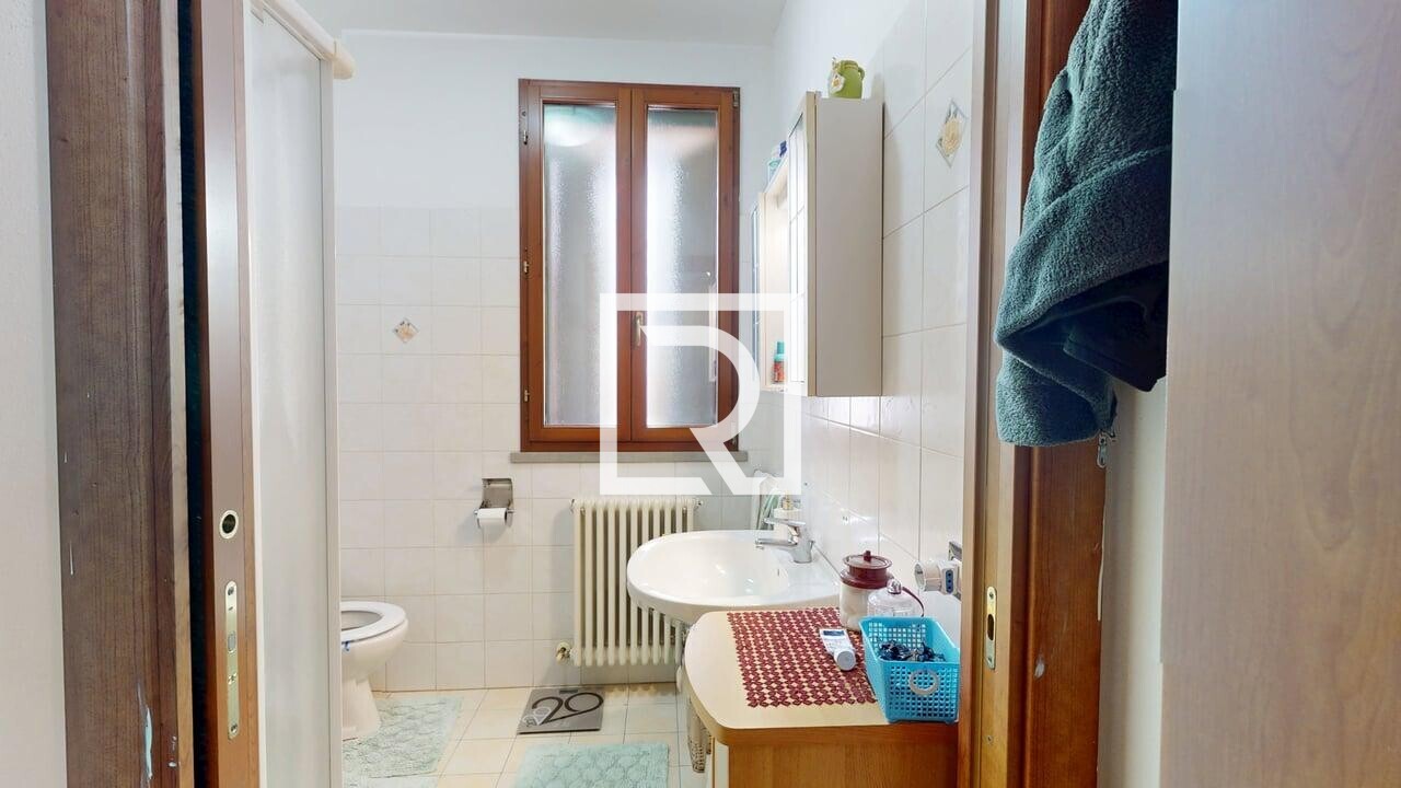 10F-Via-Pero-03232026_102941