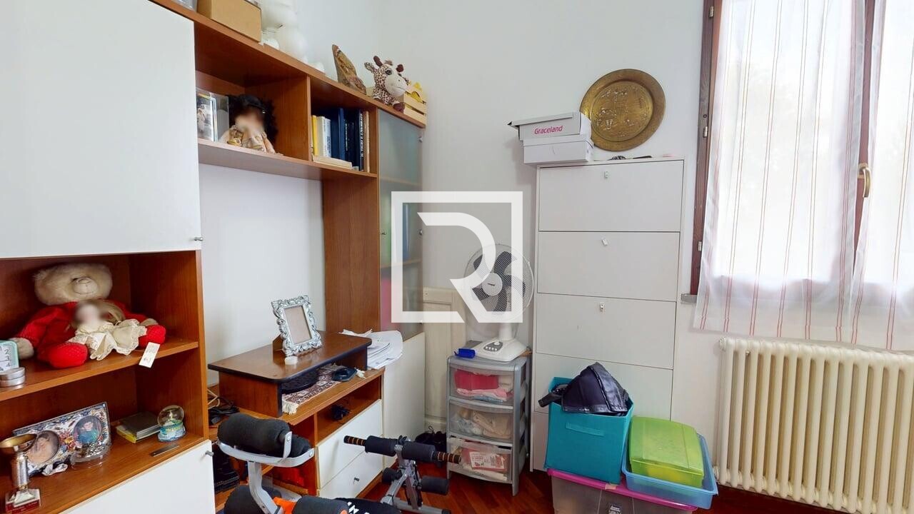 10F-Via-Pero-03232026_103035