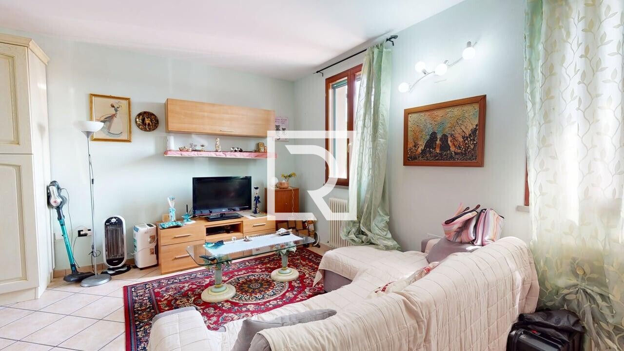 10F-Via-Pero-03232026_102725