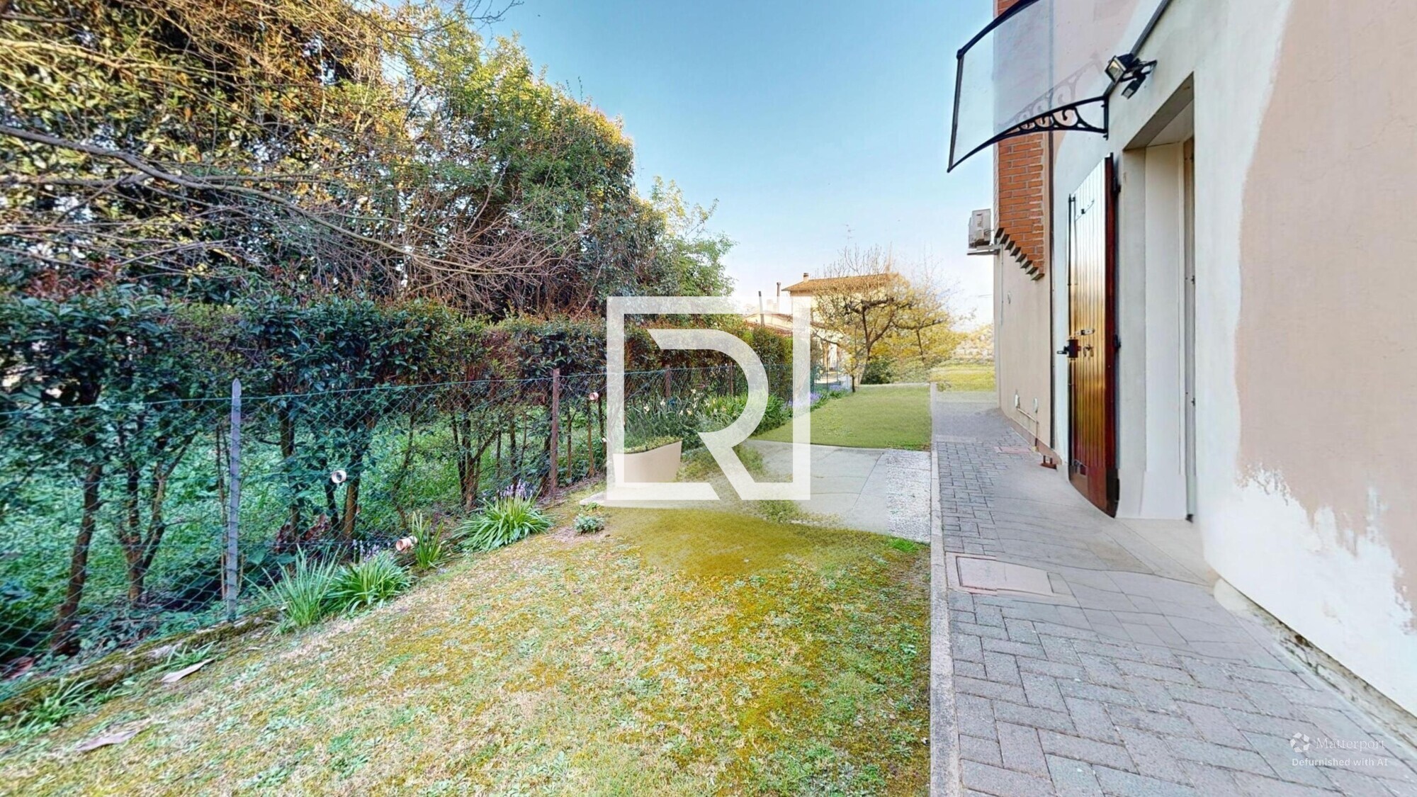 CASA-INDIPENDENTE-CON-GIARDINO--Balcony-Defurnished