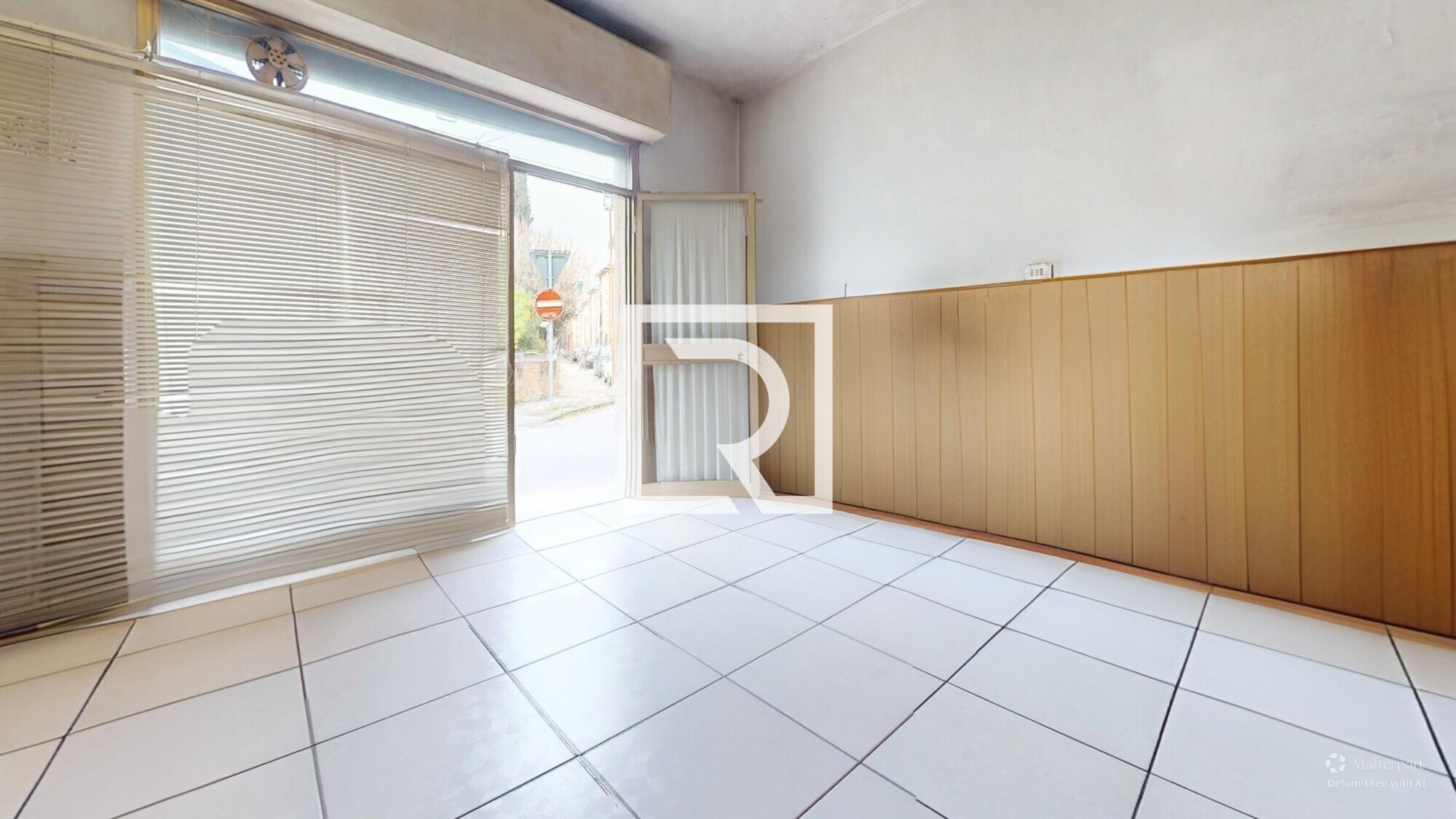 Photo-2-Defurnished (1)