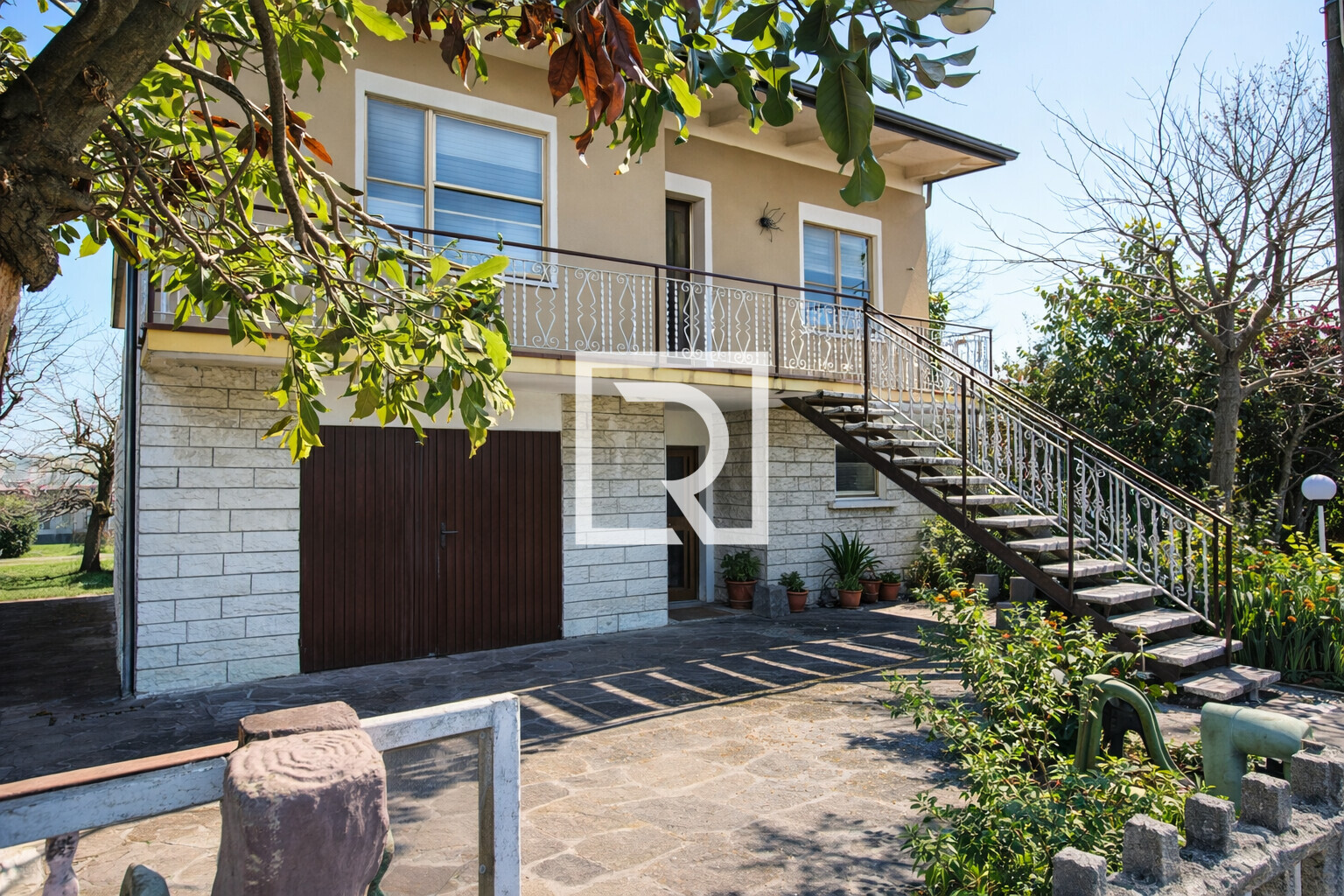 33a3b8fa-c391-4751-8d9c-3eee7edccf8a