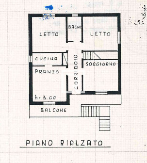 foto planimetria primo piano casa