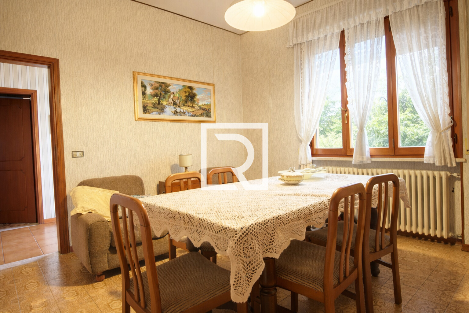 bc10b011-66e7-40a0-8717-a0a097f8492a