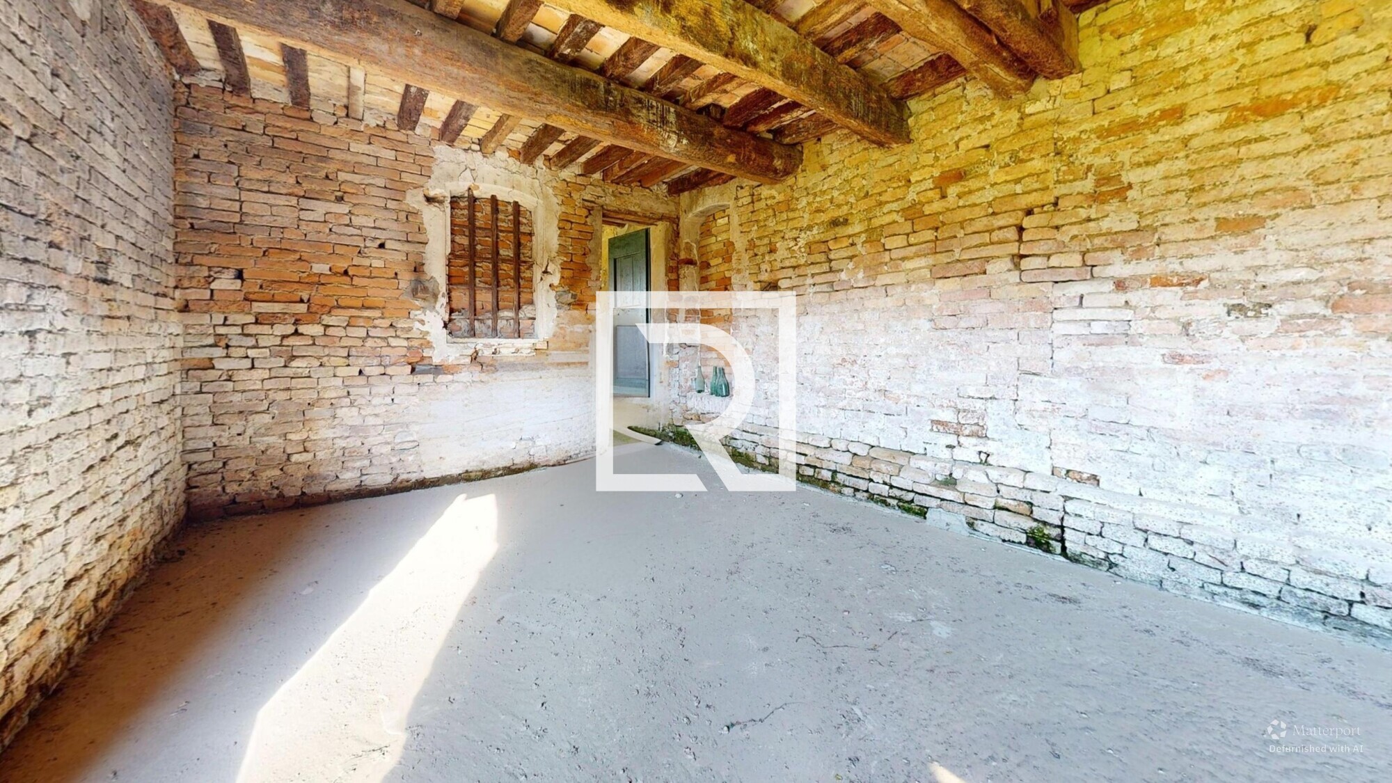 Rustico-con-fienile-da-ristrutturare-in-un-lotto-di-2500-mq-Other-Defurnished 4