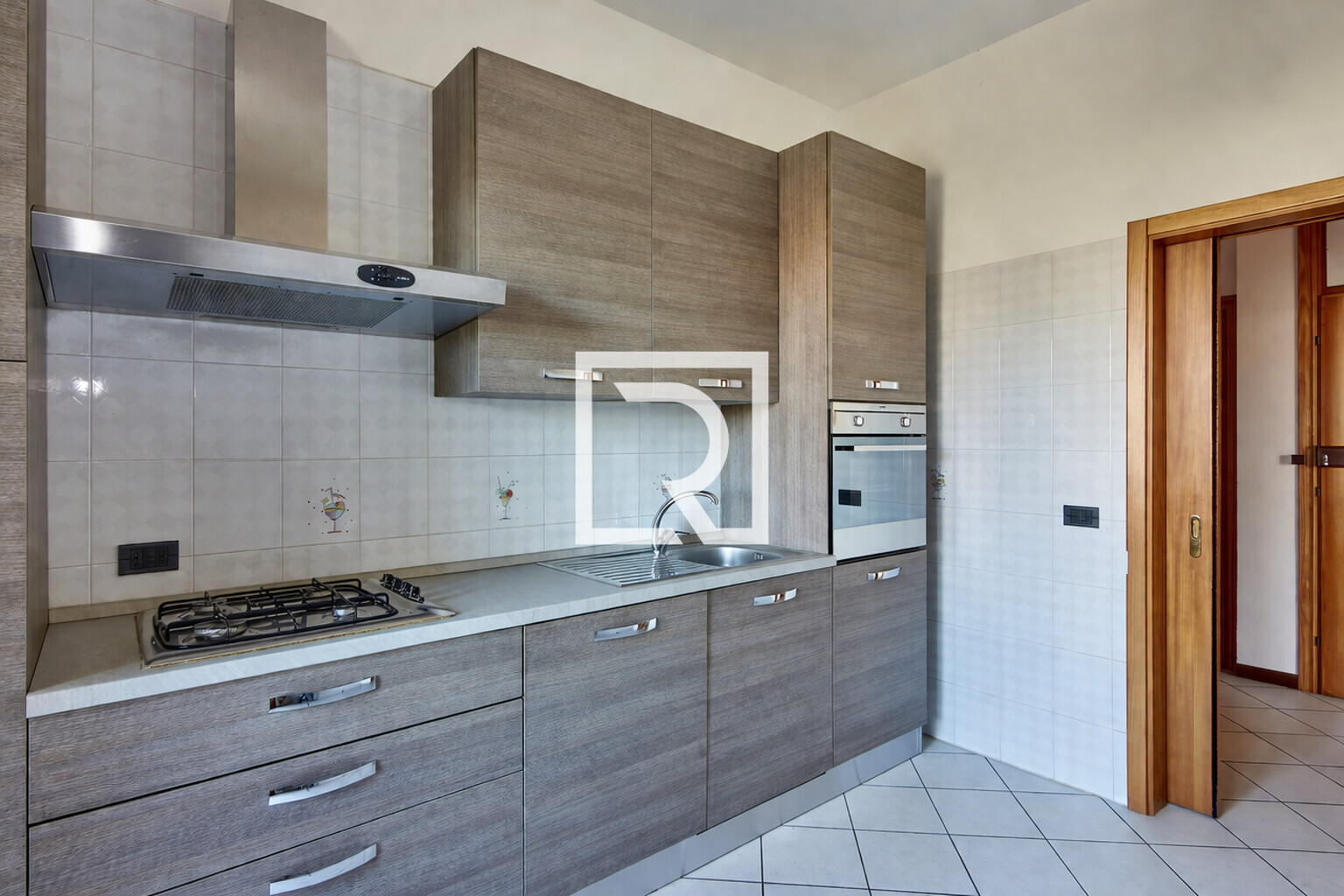 f4c20f20-ebf2-4cd6-a357-b5e4b9d85b0f