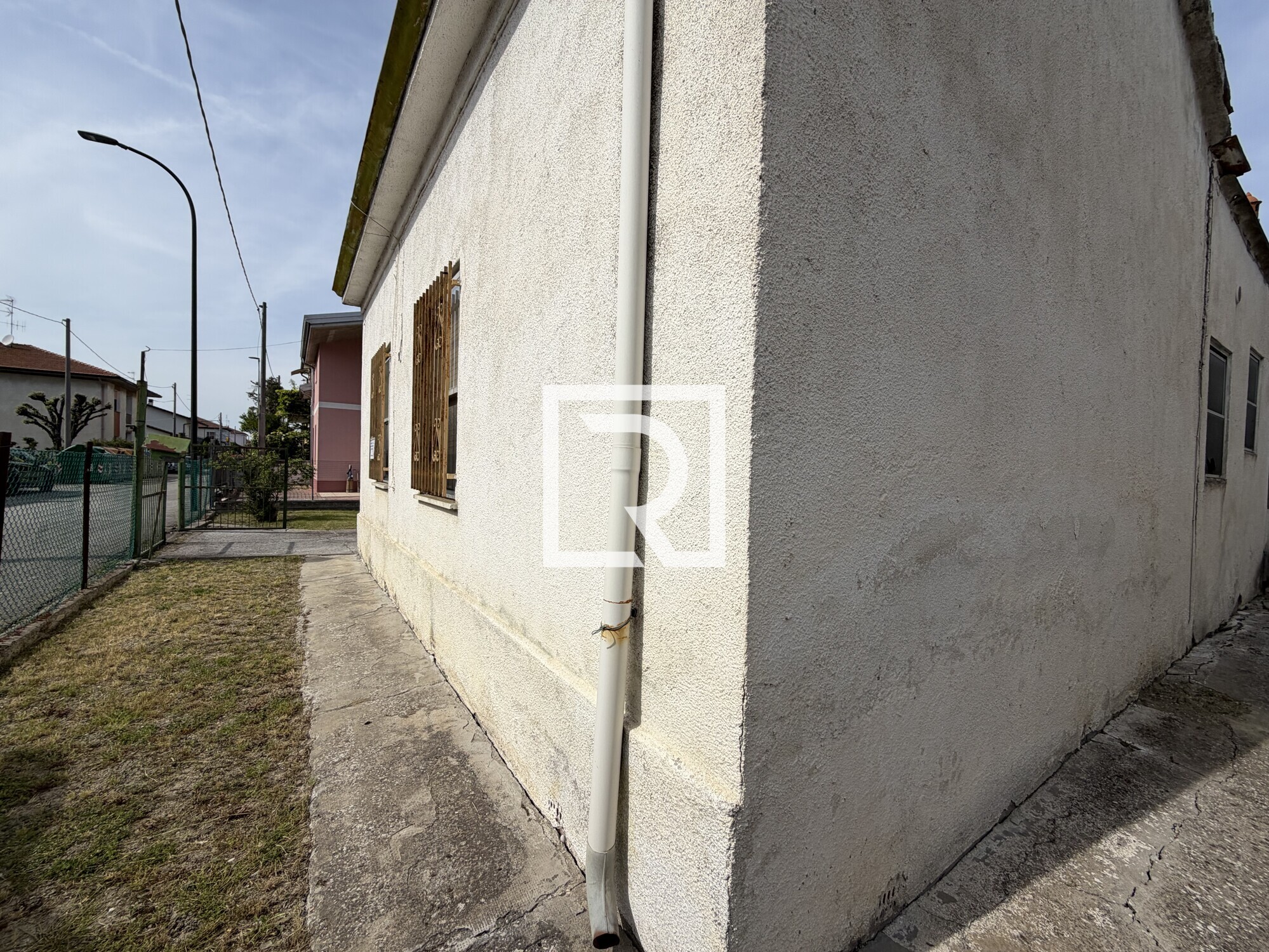 image00015