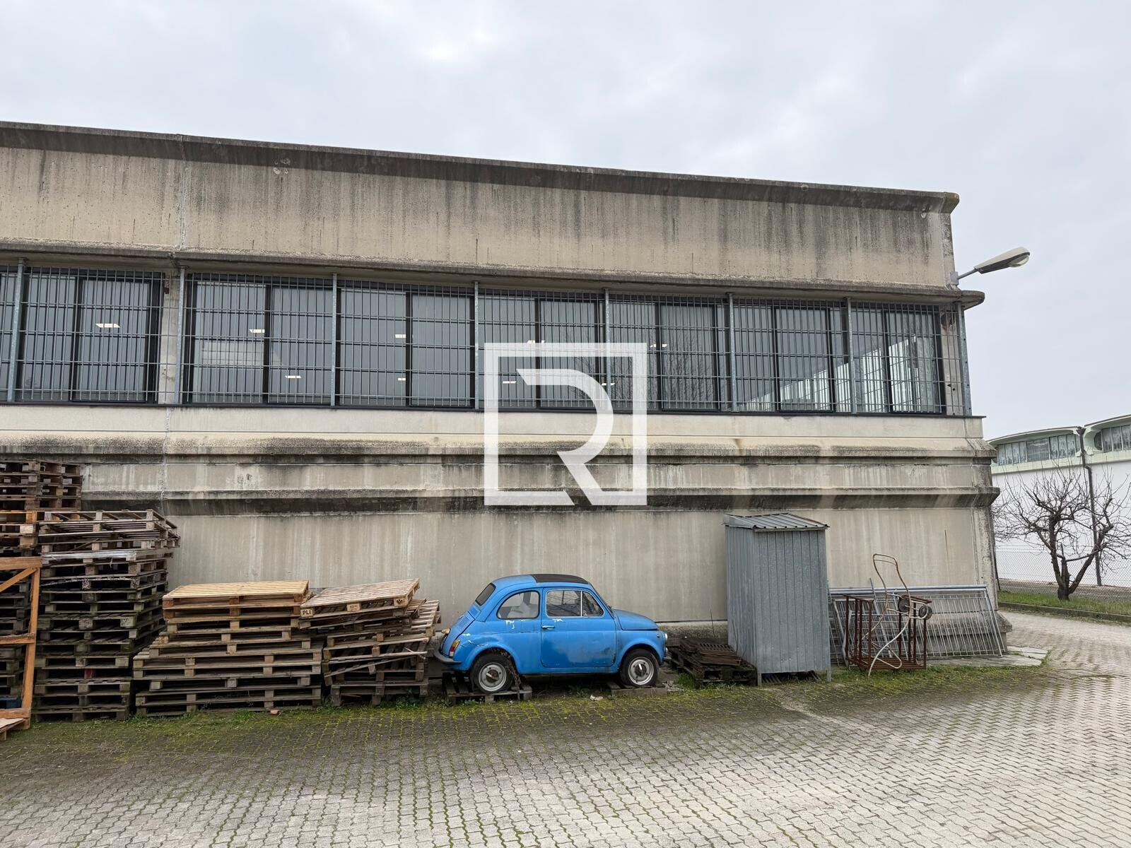 f1124fe1-7ded-4d37-9fa0-5e33cdc92829