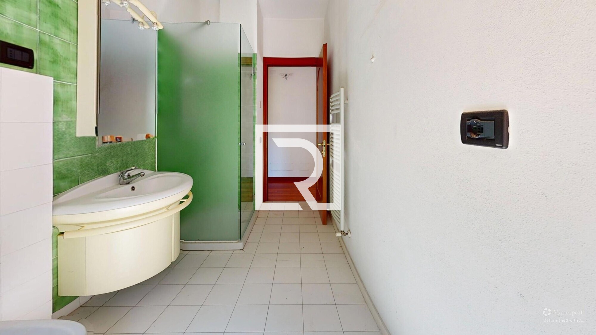 Via-Agordat-Bathroom-Defurnished 3