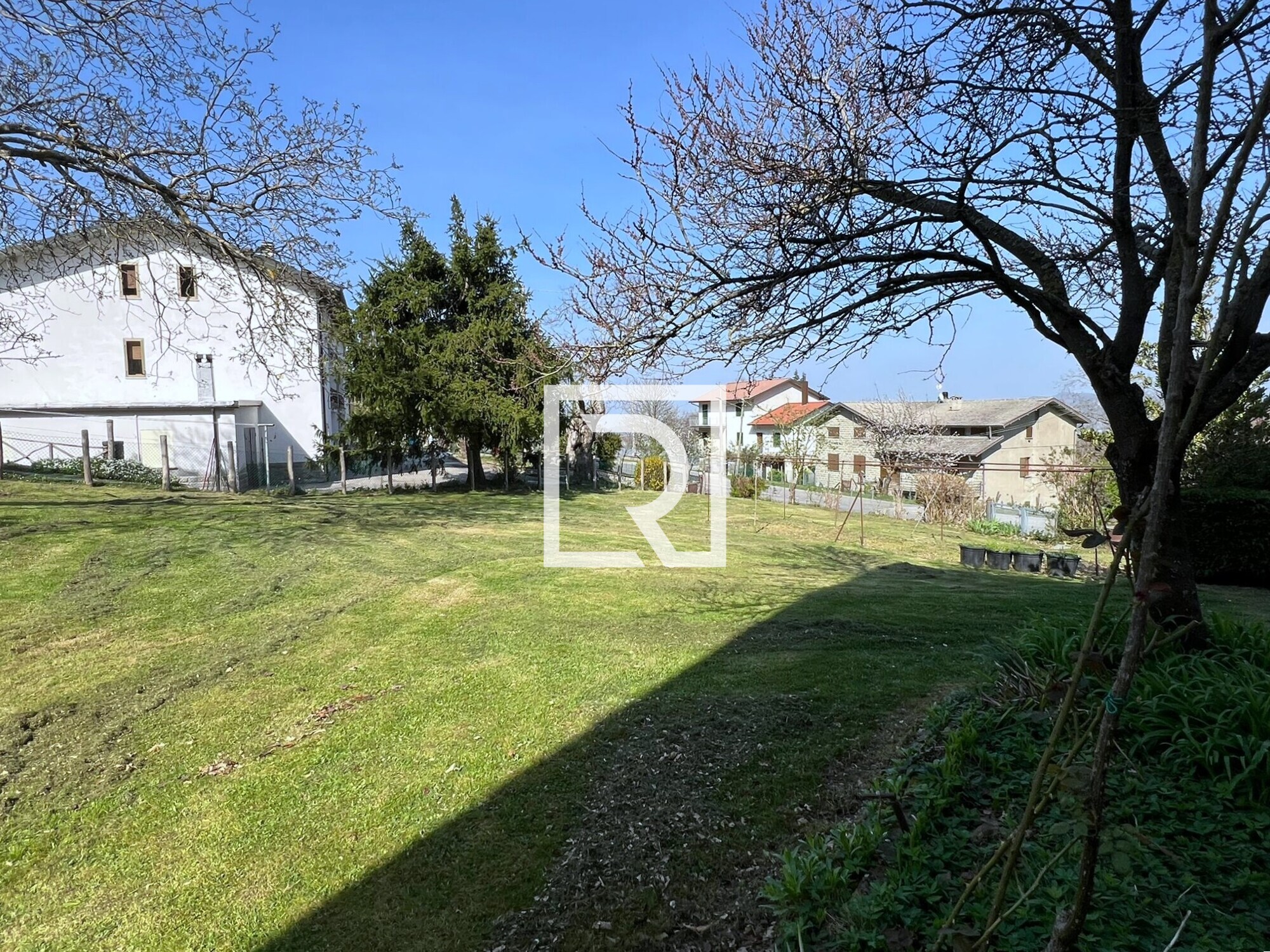 WhatsApp Image 2026-04-10 at 11.07.02 (1) - Copia