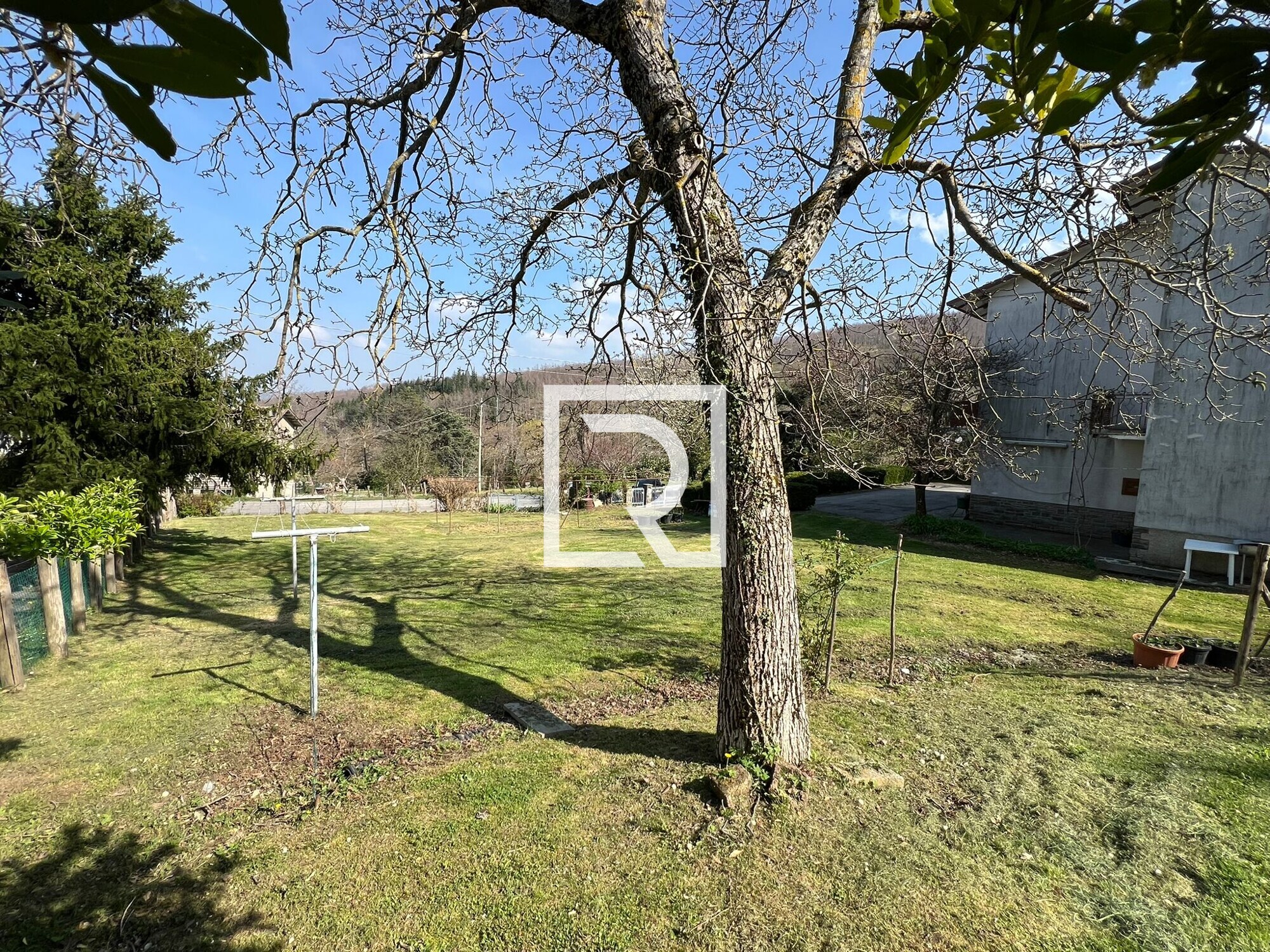 WhatsApp Image 2026-04-10 at 11.07.06 - Copia