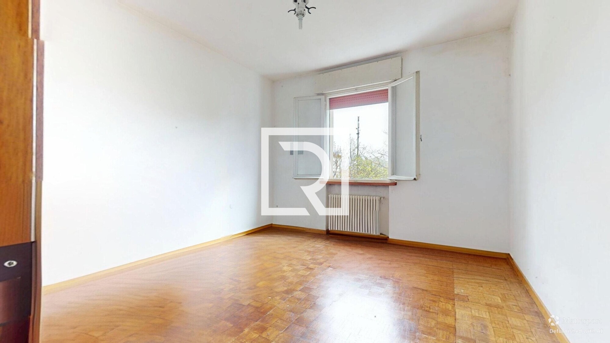 via-Croce-33-170mila-04132026_101021_defurnished