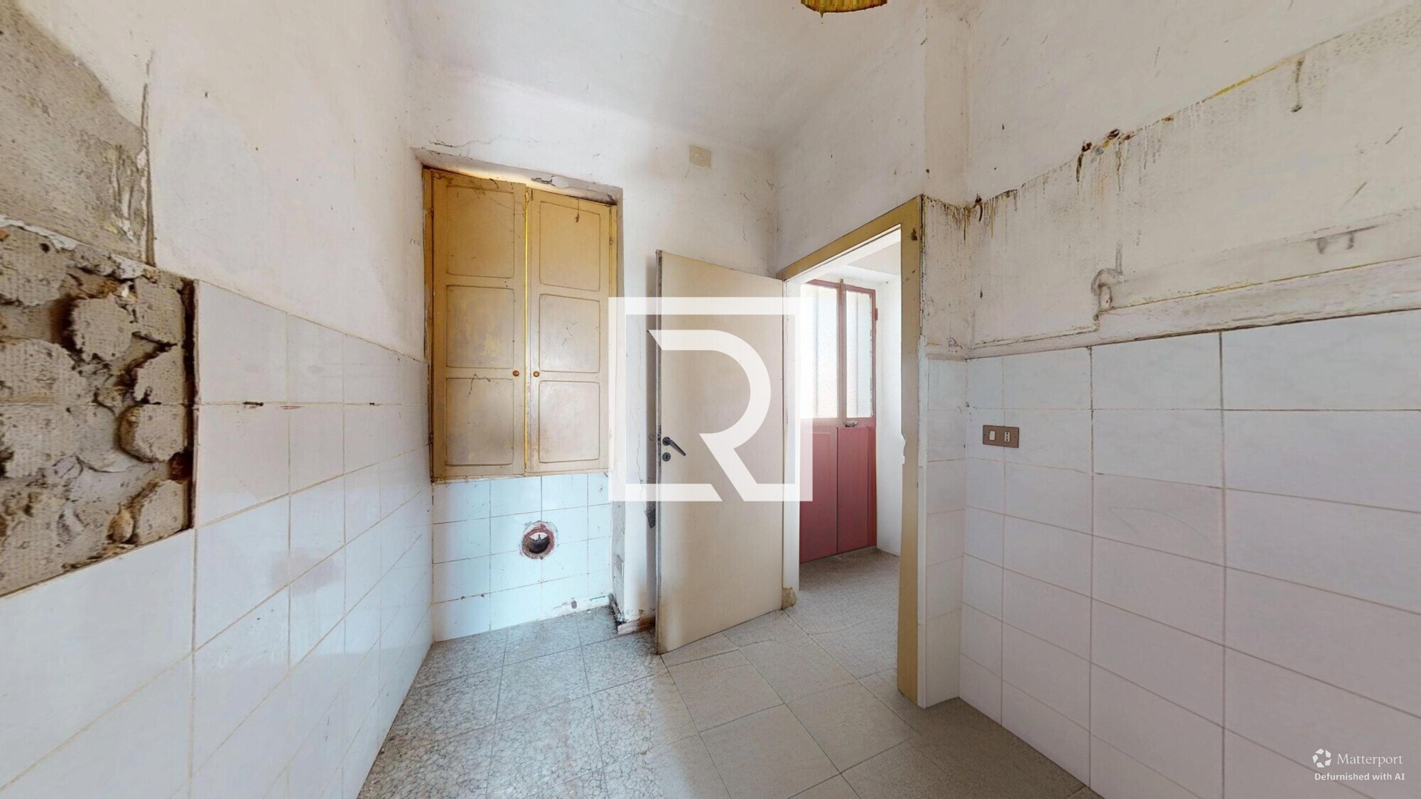 Via-Roma-12-04132026_170511_defurnished