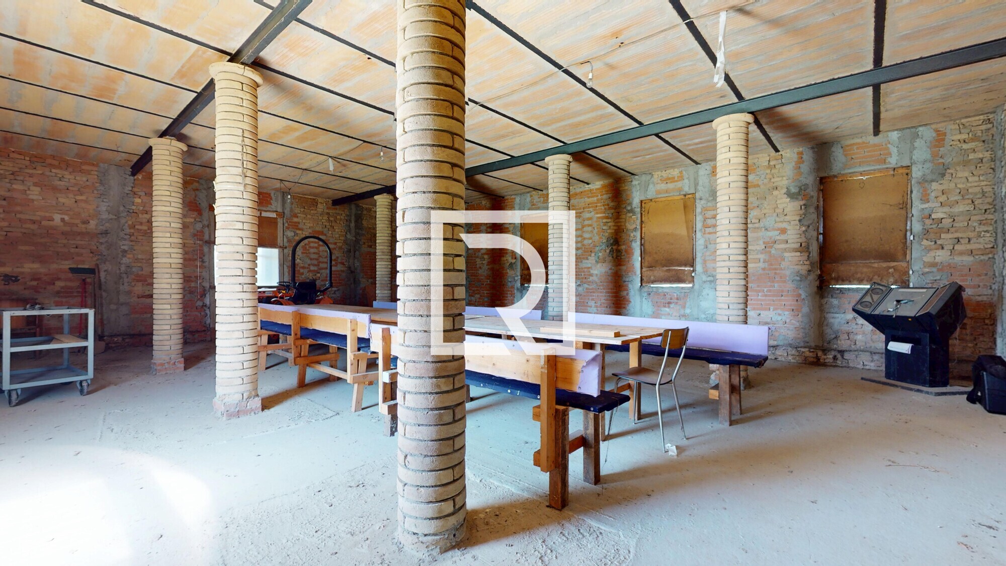 Casa-indipendente-con-5-mila-metri-di-giardino-04242026_143445