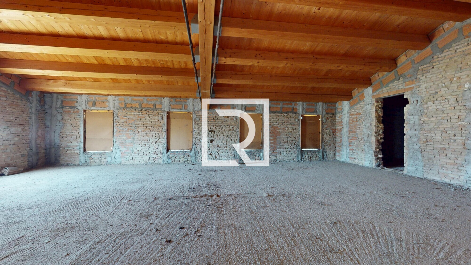 Casa-indipendente-con-5-mila-metri-di-giardino-04242026_144130