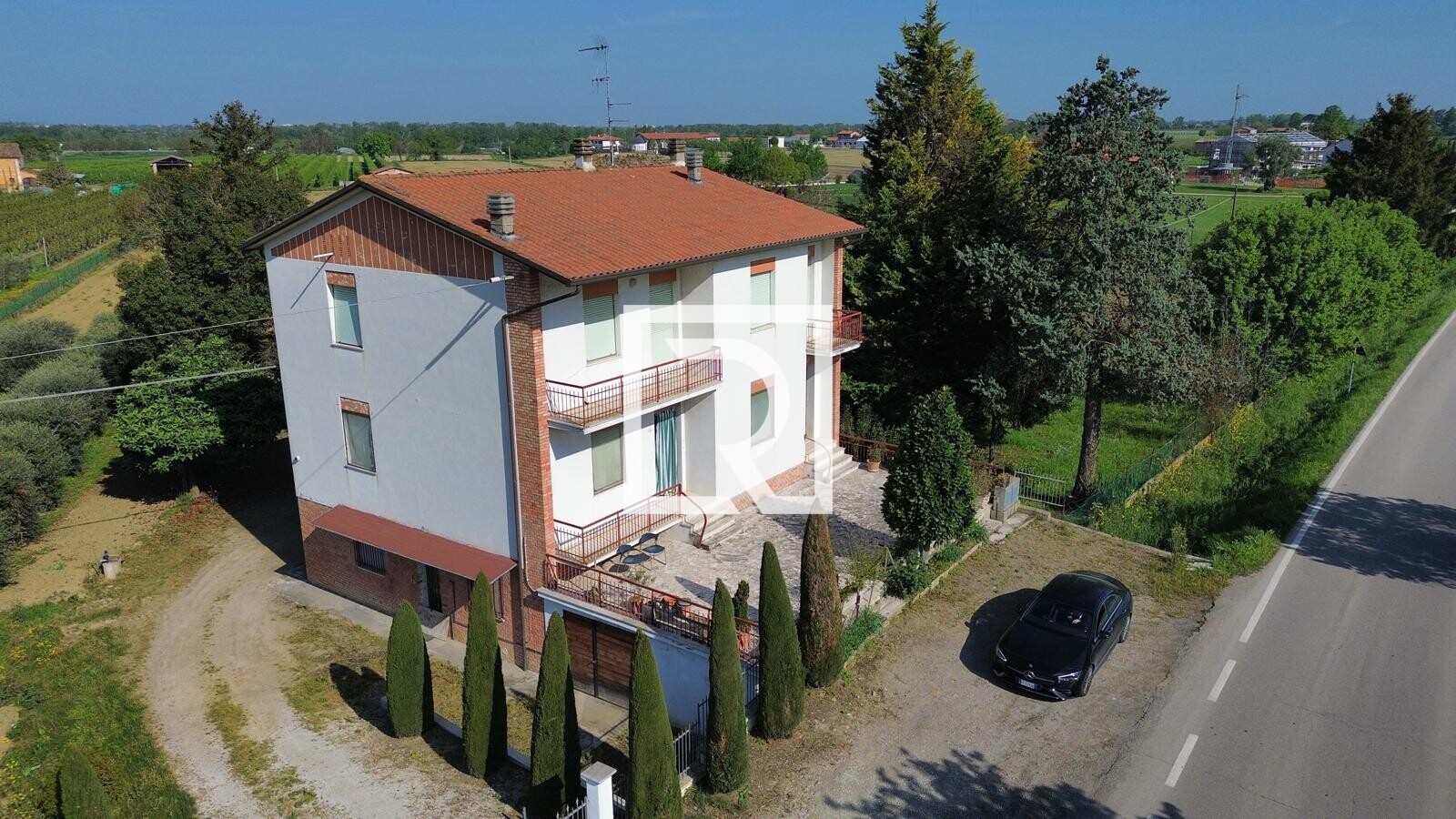 WhatsApp Image 2026-04-17 at 15.10.09 (3)