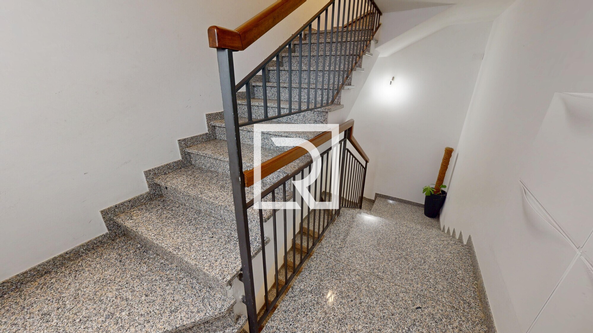 Via-Campo-Degli-Svizzeri--04242026_164517