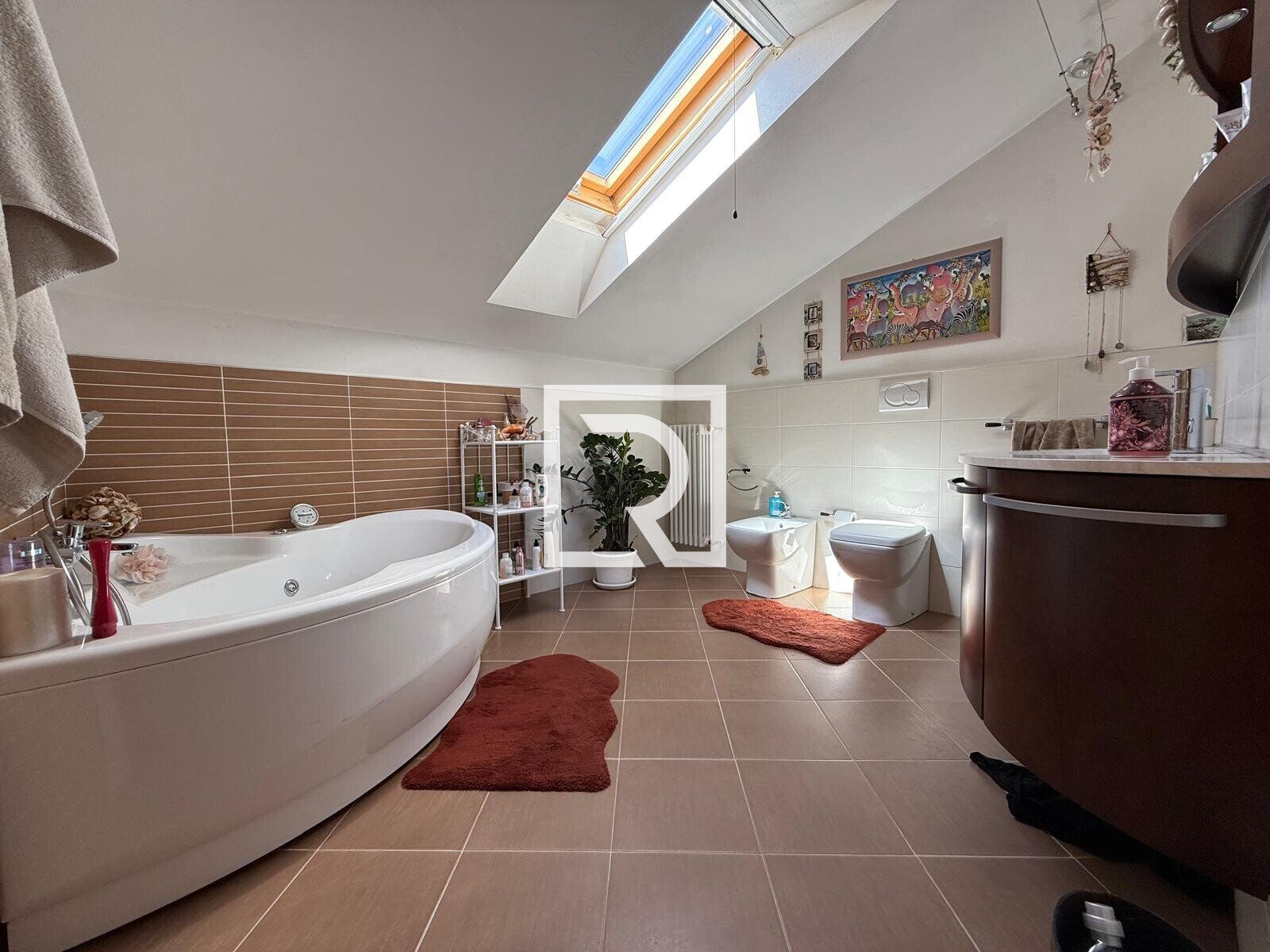 WhatsApp Image 2026-04-23 at 15.36.16 (1)