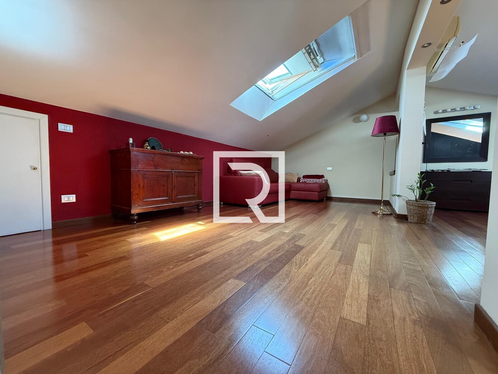 WhatsApp Image 2026-04-23 at 15.36.14 (2)