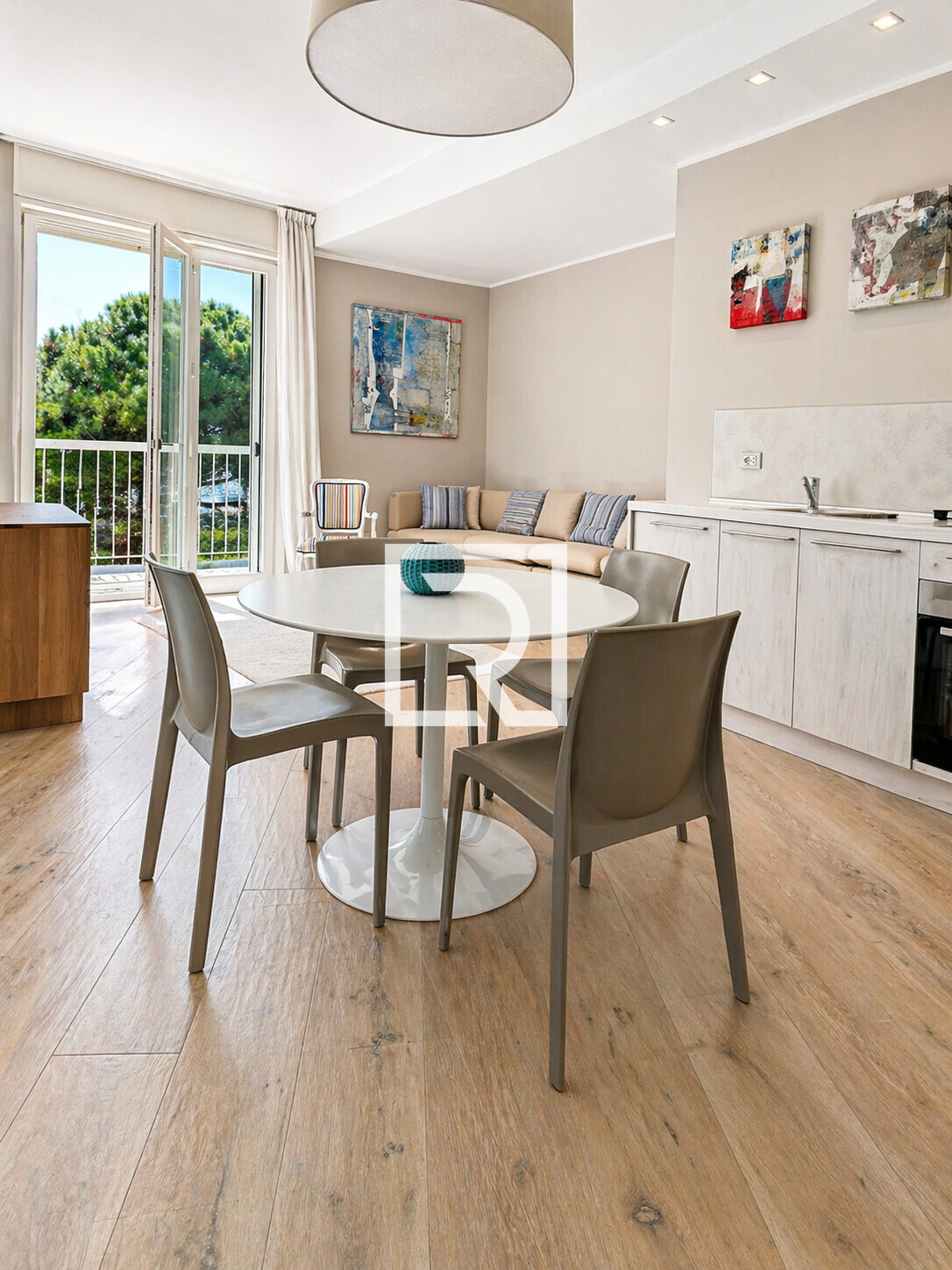 0bb7f855-5f6b-449d-9ee0-58bfbbf8b46e